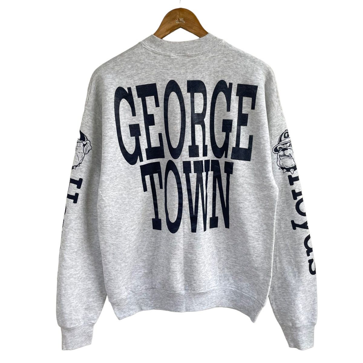 Vintage 💥90s GEORGETOWN HOYAS BASKETBALL BIG LOGO MIRROR SWEATSHIRT Size US L / EU 52-54 / 3 - 6 Thumbnail