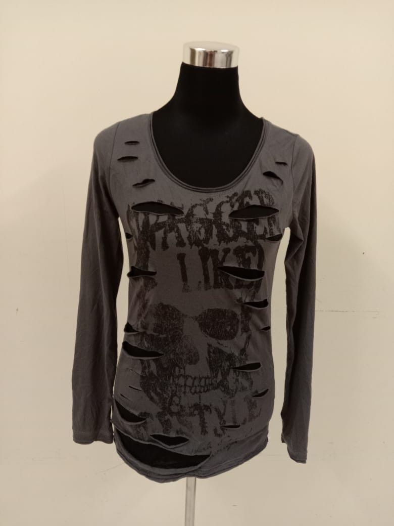 Japanese Brand DISTRESSED DESIGN SWAGGER ENDURE LONG SLEEVE SKULL T SHIRT Size M / US 6-8 / IT 42-44 - 1 Thumbnail