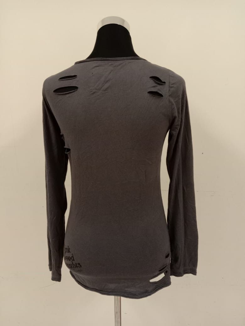 Japanese Brand DISTRESSED DESIGN SWAGGER ENDURE LONG SLEEVE SKULL T SHIRT Size M / US 6-8 / IT 42-44 - 2 Thumbnail