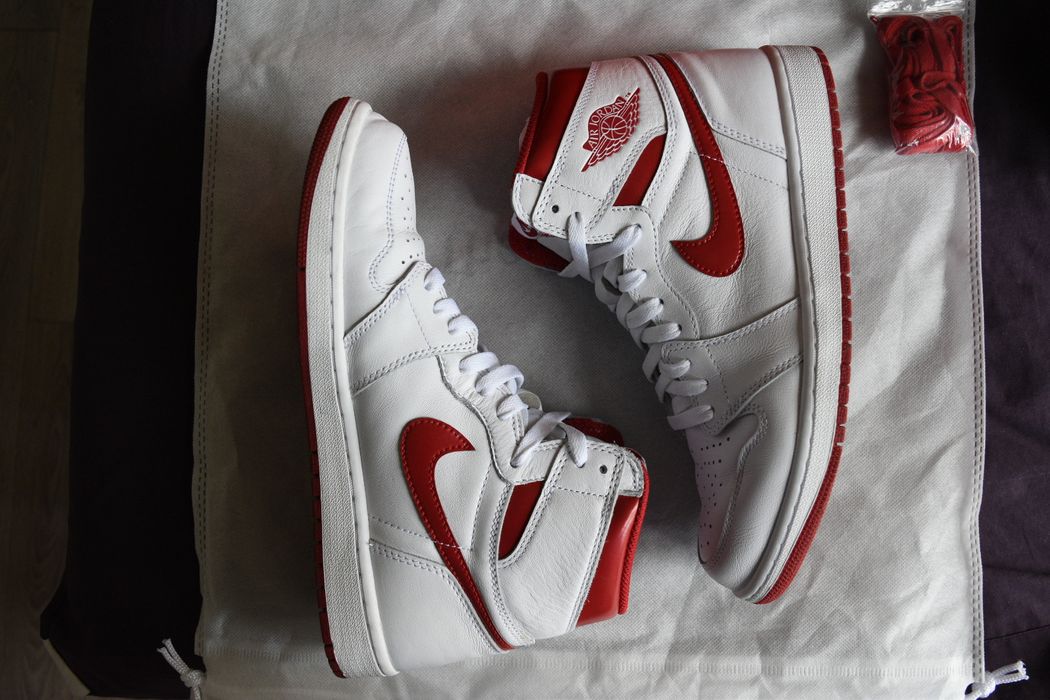 jordan 1 retro metallic red
