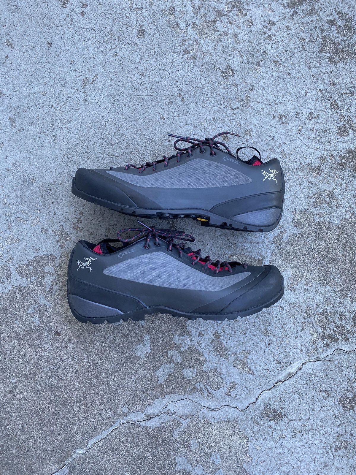 Arc'teryx Arc’teryx Bora2 GTX Hiking Boots Size US 9 / IT 39 - 2 Thumbnail