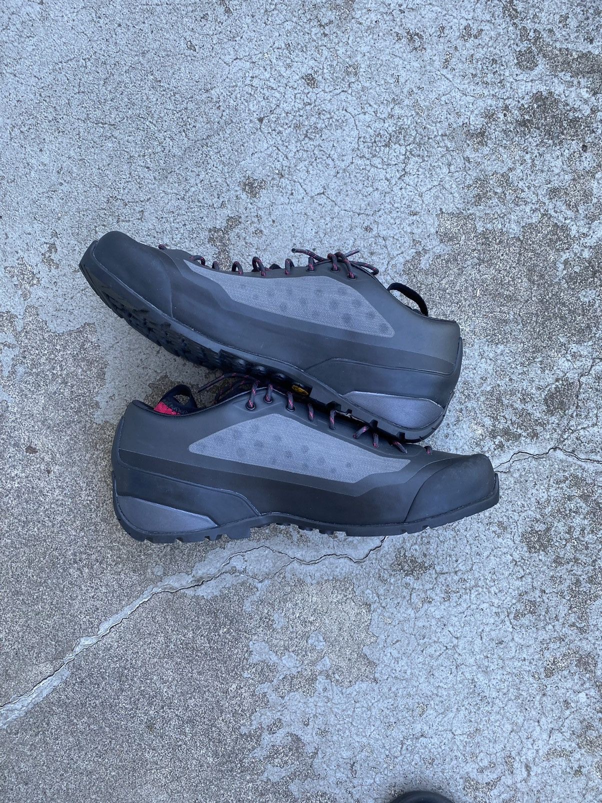 Arc'teryx Arc’teryx Bora2 GTX Hiking Boots Size US 9 / IT 39 - 6 Thumbnail