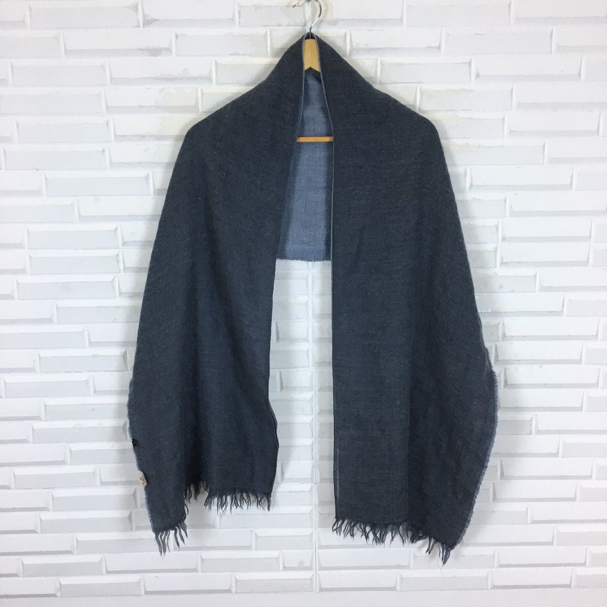 COMORATTI ITALIAN WOOL ACRYLIC SCARF/NECKERCHIEF