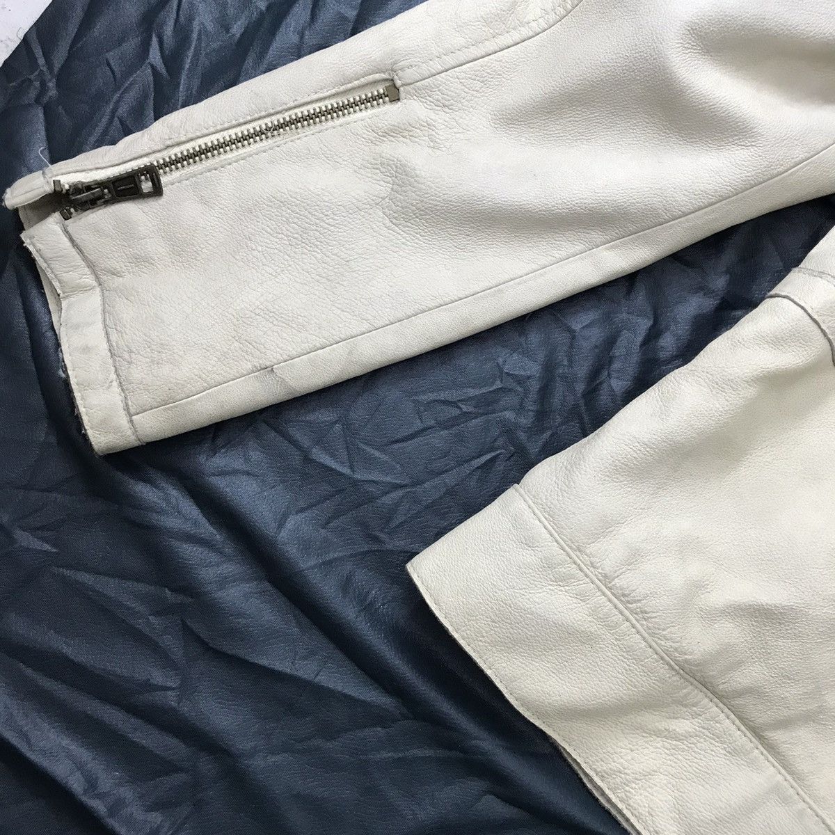 Indian Motorcycle Vintage motorcycle swap and meet leather jacket off white Size US M / EU 48-50 / 2 - 9 Thumbnail