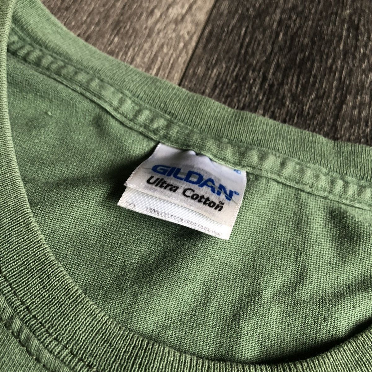 Vintage Vintage 2000s I Can Only Please One Person A Day Parody Tee Size US XL / EU 56 / 4 - 3 Thumbnail