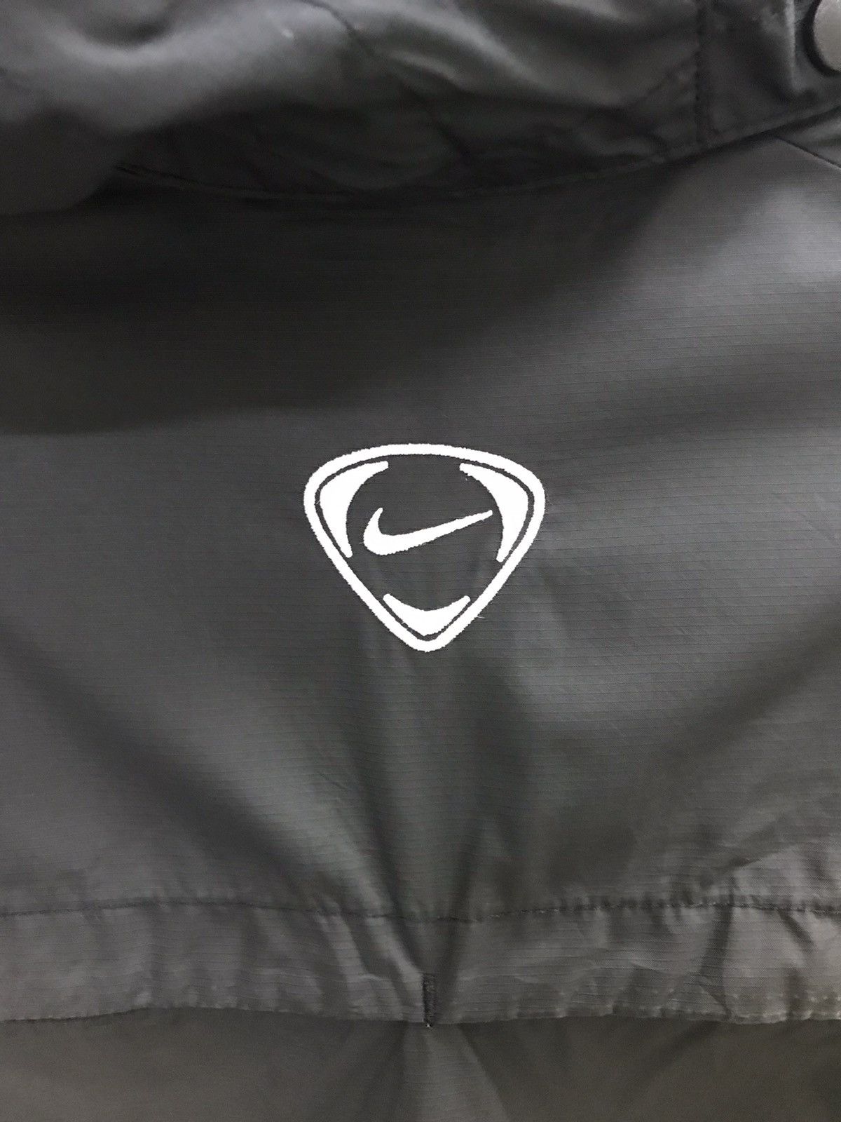 Nike × Vintage Vintage Nike Swoosh Windbreaker Manchester United Nike Acg Size US XL / EU 56 / 4 - 7 Thumbnail