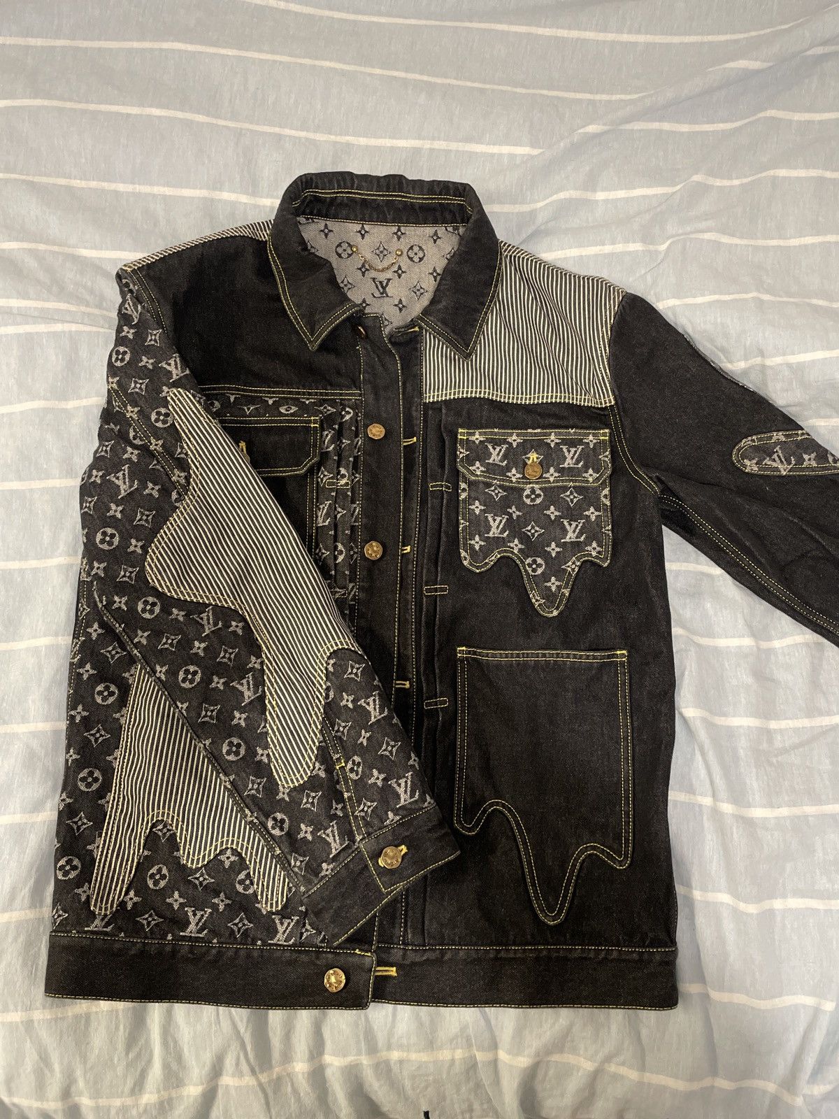 Louis Vuitton Custom 1 of 1 LV Mens Jacket Size US M / EU 48-50 / 2 - 12 Thumbnail