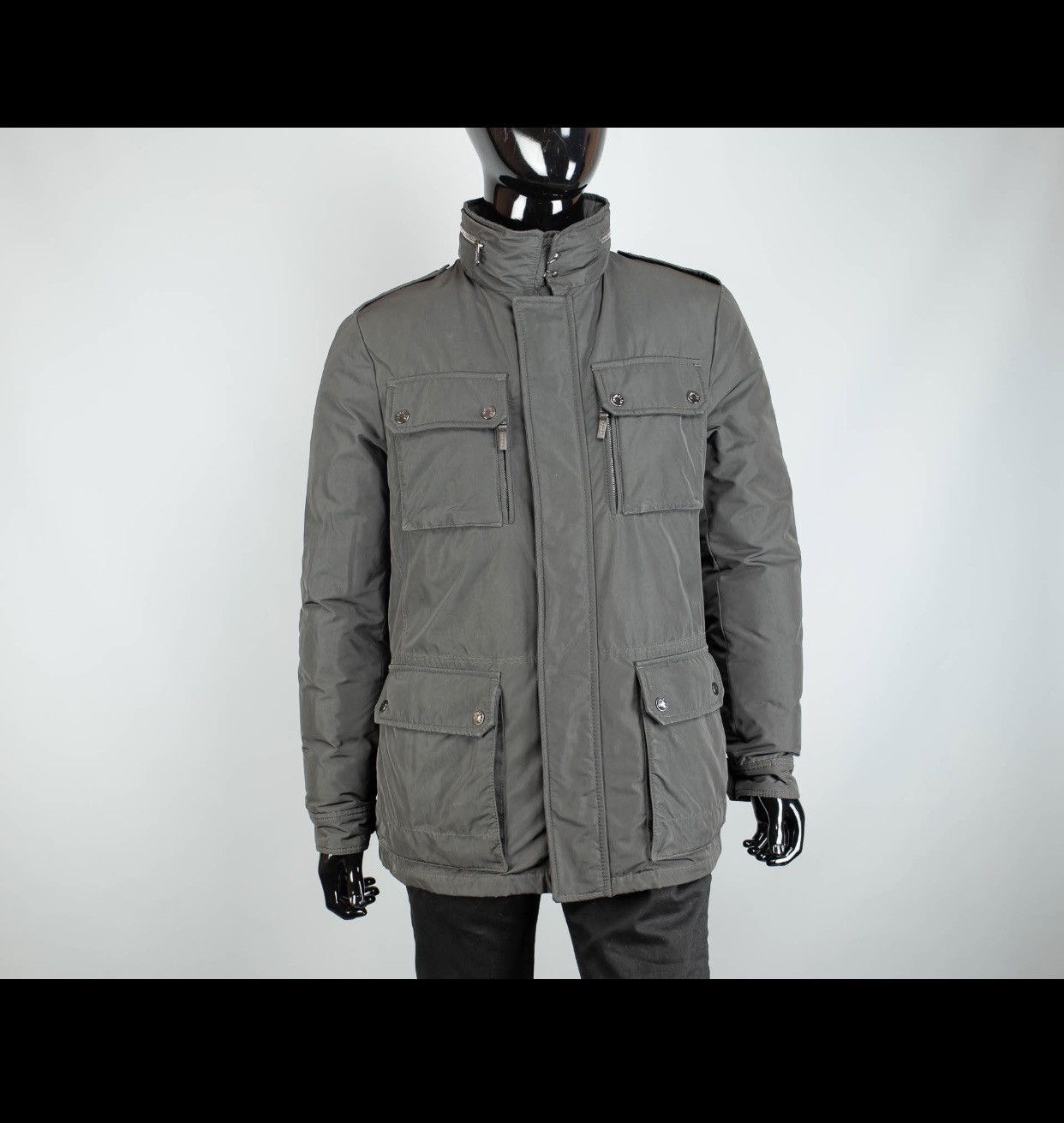 image of Moncler Gladstone in Grey, Men's (Size XL)