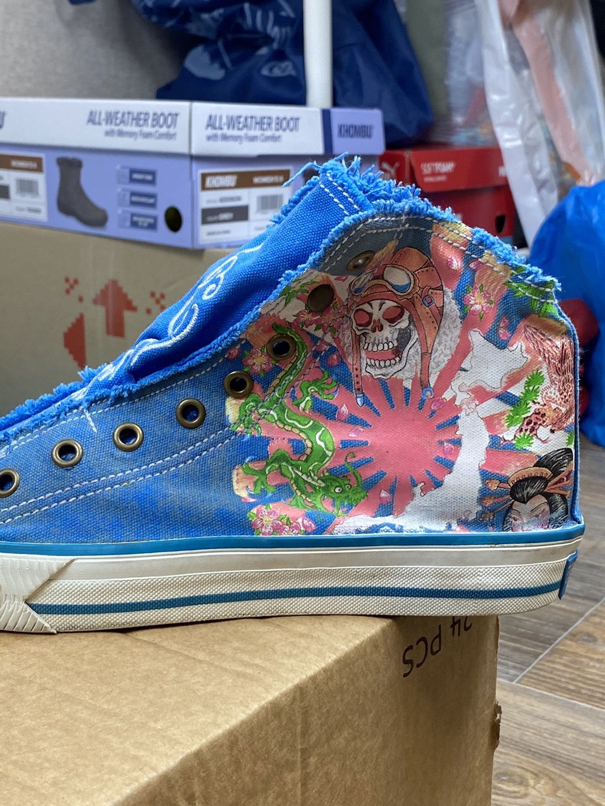 Christian Audigier Ed Hardy sculls distressed hi top blue shoes sneakers Size US 7 / EU 40 - 4 Thumbnail