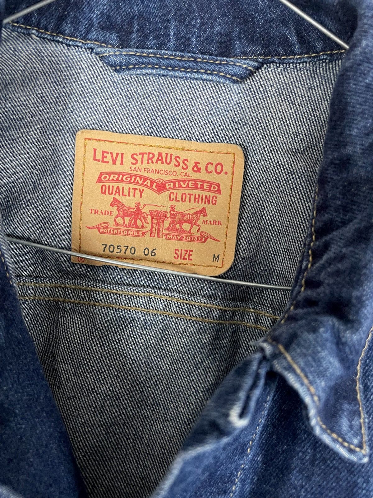 Vintage Levis Vintage Washed Trashed Denim Punk Vest Jacket Size US M / EU 48-50 / 2 - 3 Thumbnail