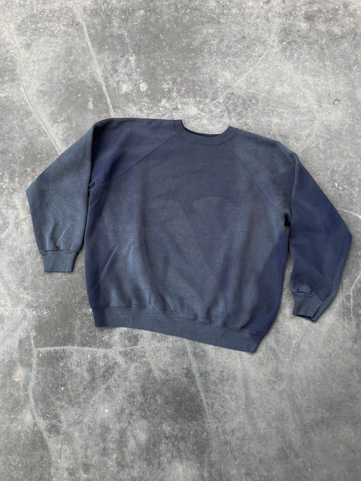 Blank × Streetwear × Vintage Vintage 80's Sun Faded Navy Blue Raglan ...
