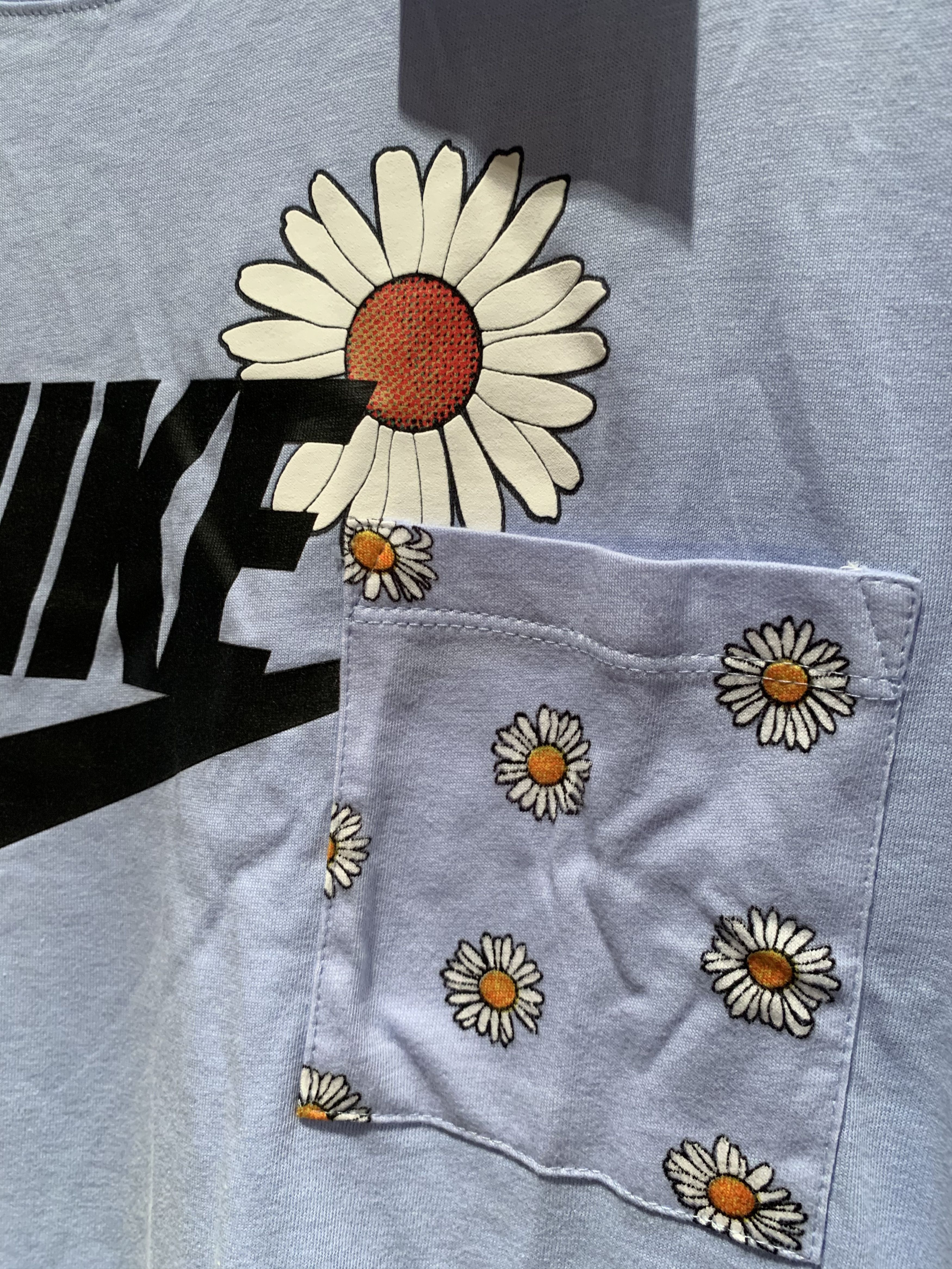 Designer × Nike *RARE* New Nike Floral Logo Pocket T-Shirt - 3XL Size US XXL / EU 58 / 5 - 3 Thumbnail