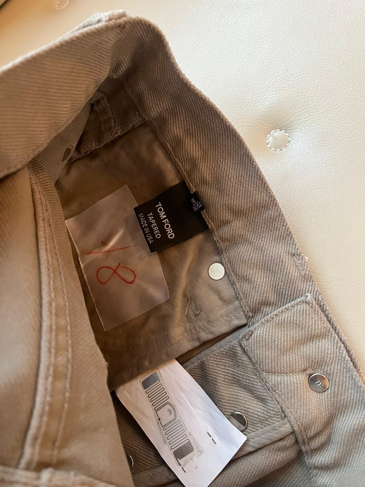 Tom Ford Tapered Fit Denim in Grey Size US 30 / EU 46 - 7 Thumbnail