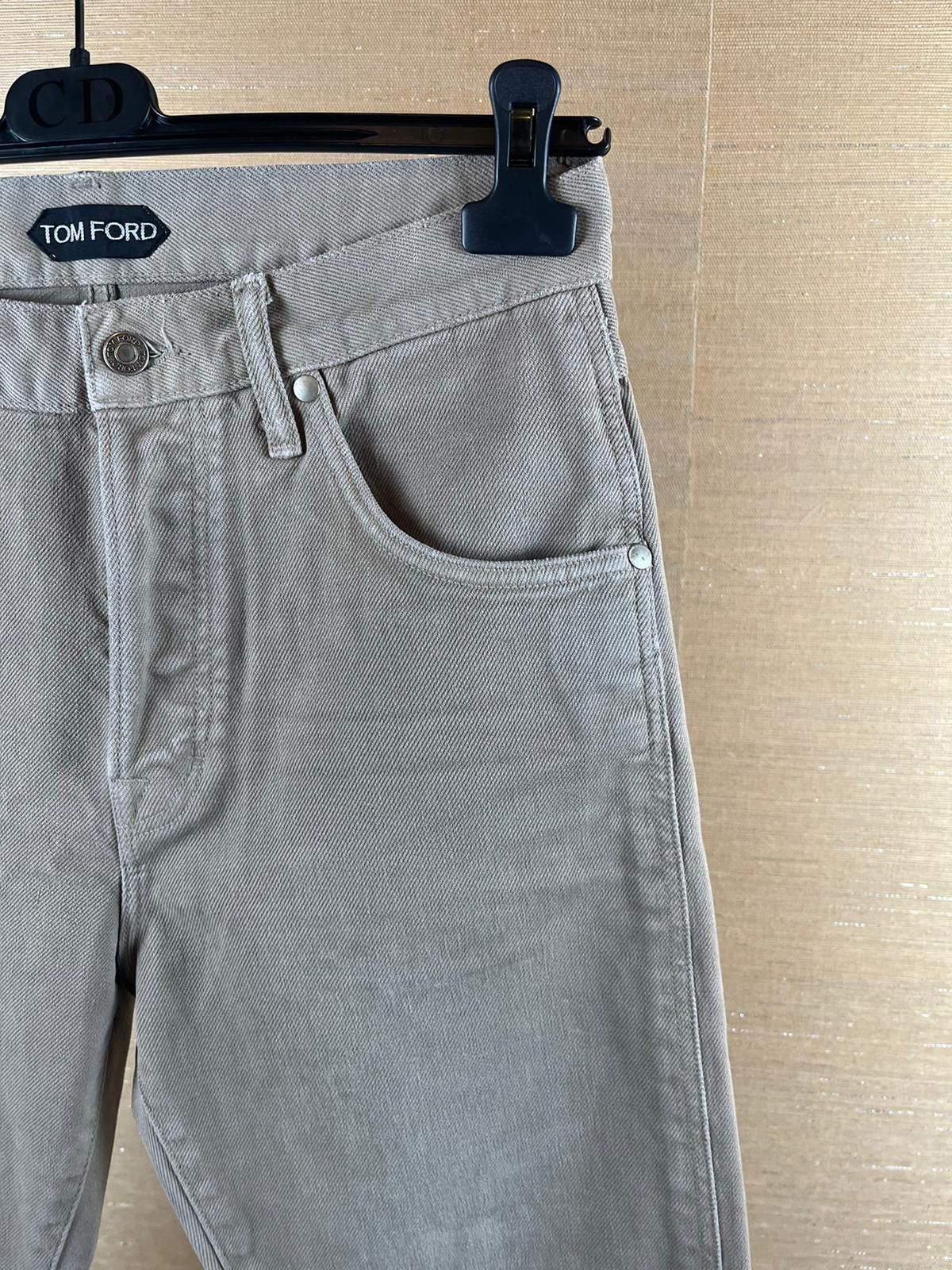Tom Ford Tapered Fit Denim in Grey Size US 30 / EU 46 - 2 Thumbnail