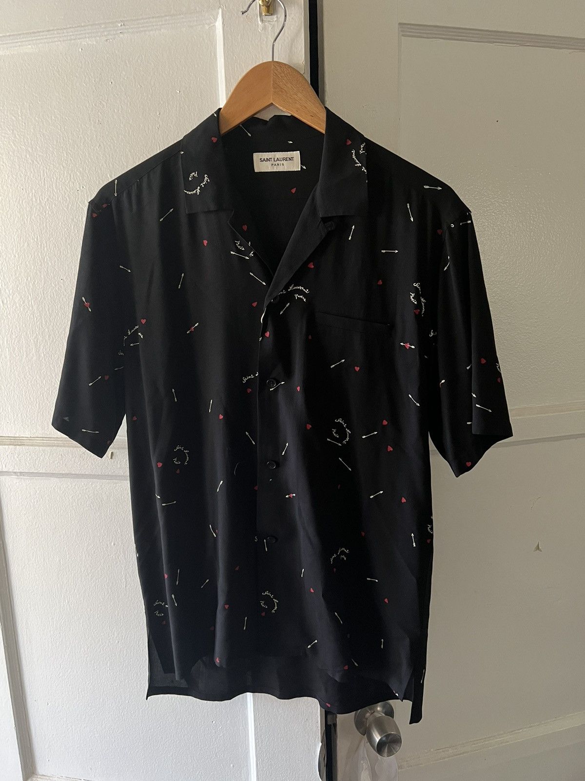 Saint Laurent Paris Viscoe cupids arrow shirt Size US S / EU 44-46 / 1 - 1 Thumbnail