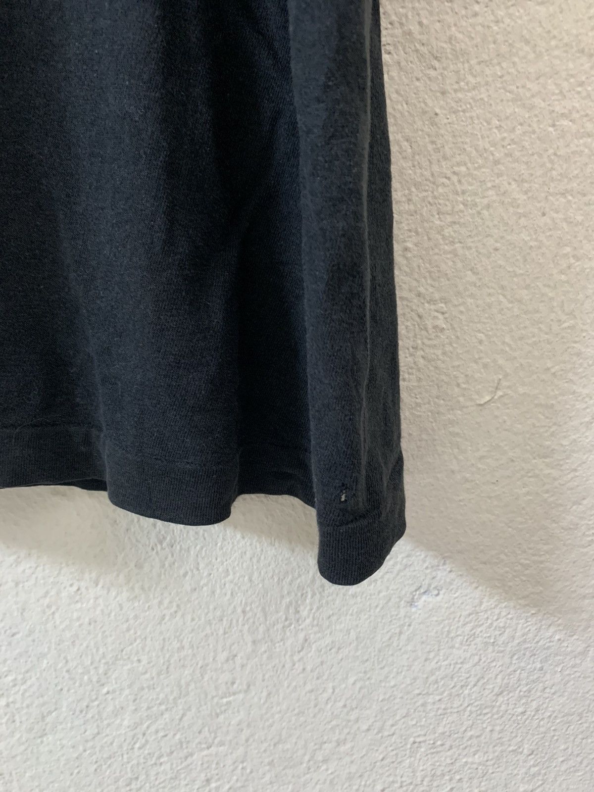 Nike Vintage Y2K Nike Store Tshirt Size US L / EU 52-54 / 3 - 8 Thumbnail
