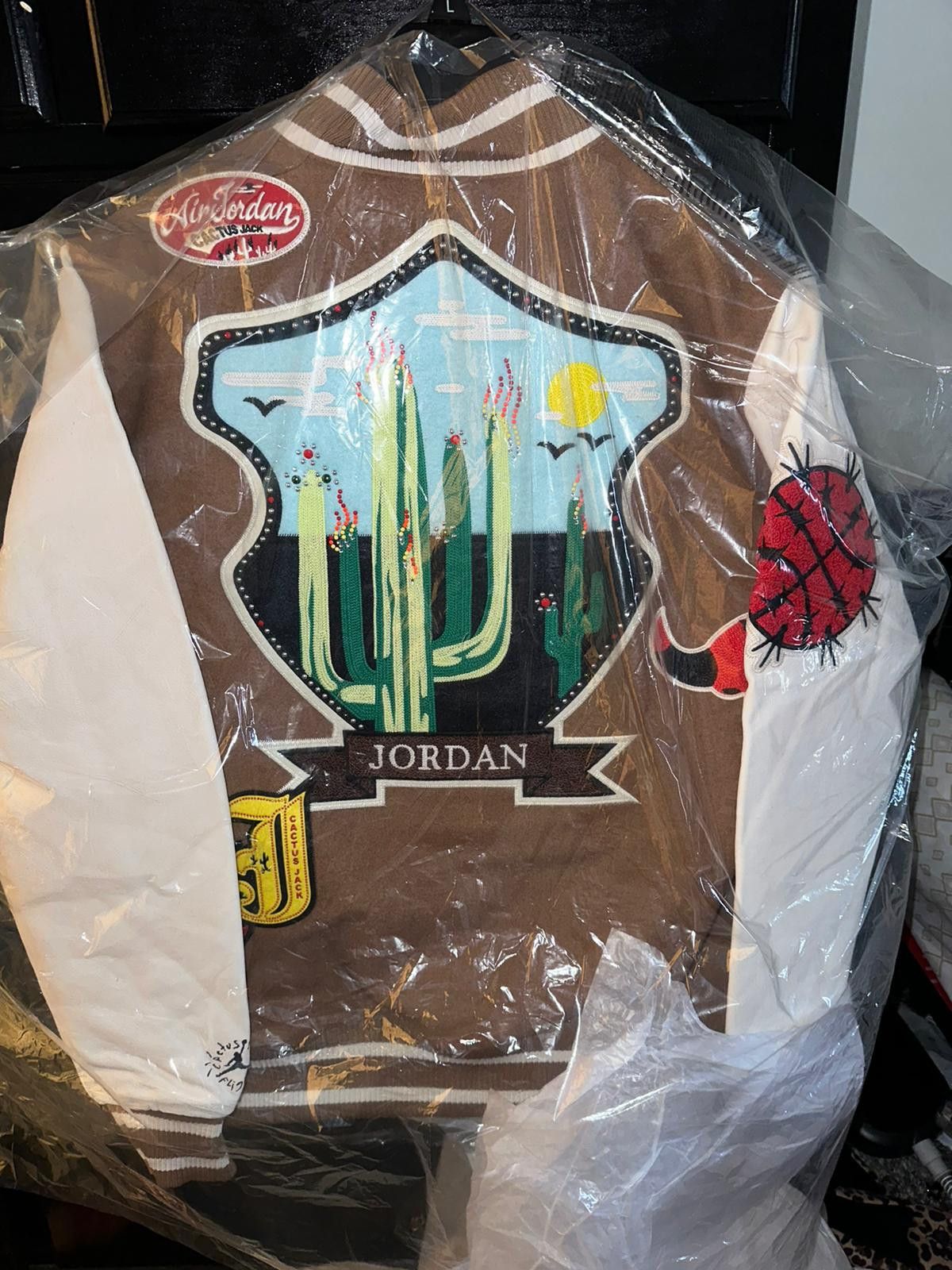 jordan × travis scott varsity jacket｜TikTok Search