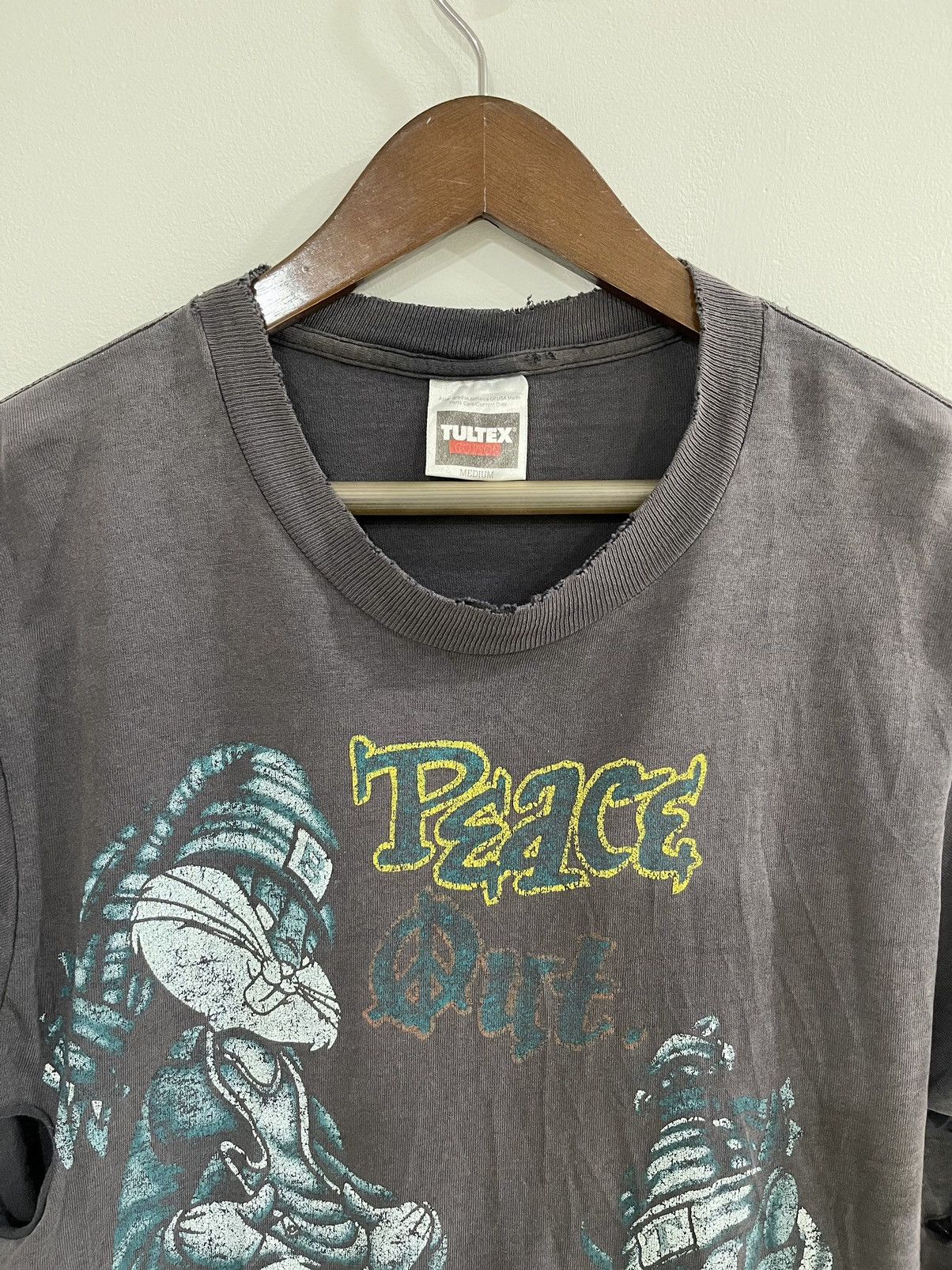Vintage × Warner Bros VINTAGE 93 DISTRESSED TAZMANIA BUGS BUNNY HIP HOP TSHIRT Size US M / EU 48-50 / 2 - 2 Thumbnail