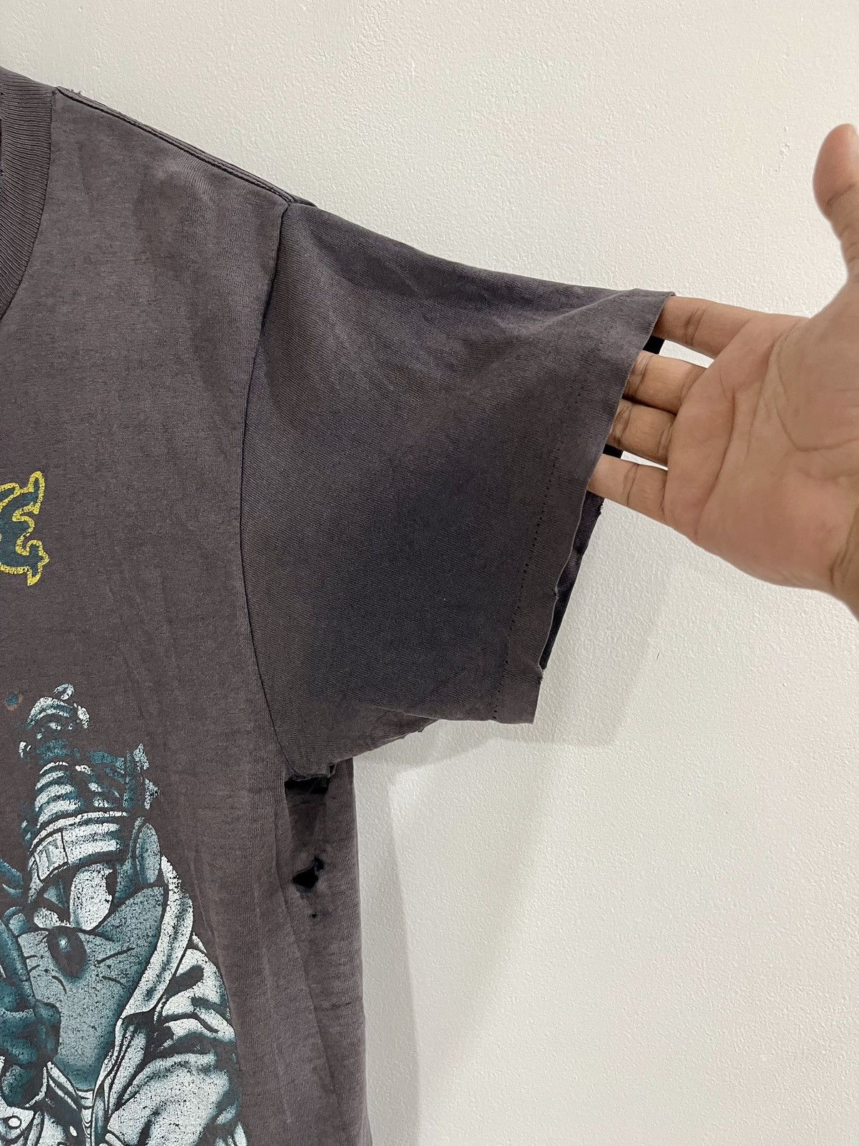 Vintage × Warner Bros VINTAGE 93 DISTRESSED TAZMANIA BUGS BUNNY HIP HOP TSHIRT Size US M / EU 48-50 / 2 - 7 Thumbnail