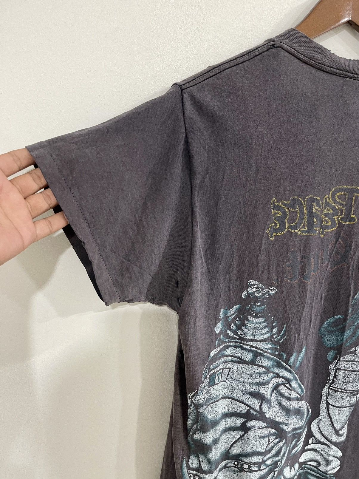 Vintage × Warner Bros VINTAGE 93 DISTRESSED TAZMANIA BUGS BUNNY HIP HOP TSHIRT Size US M / EU 48-50 / 2 - 13 Thumbnail
