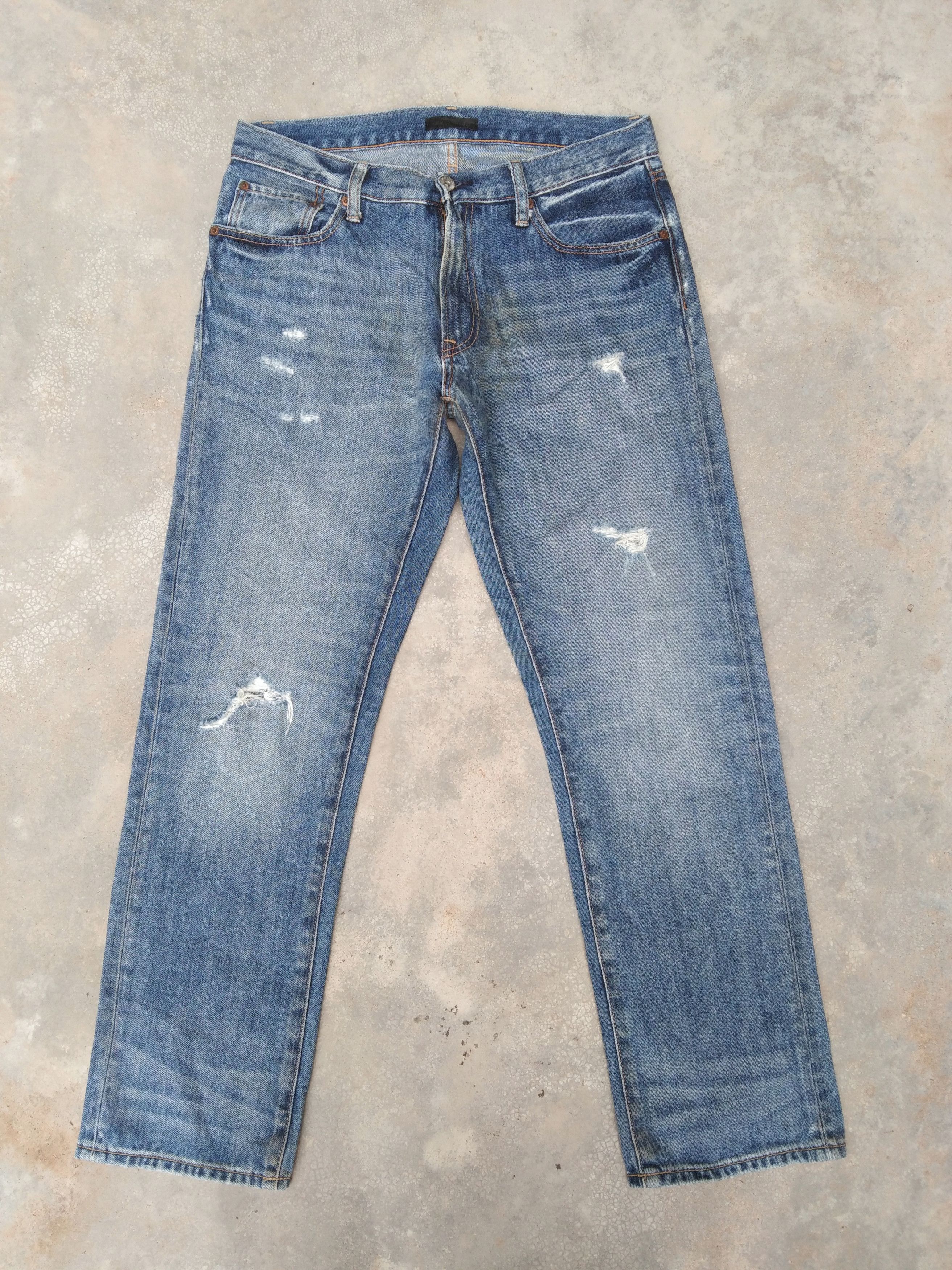 Japanese Brand × Jean × Vintage Vintage Uniqlo Japan Distressed Jeans 32x30 Size US 32 / EU 48 - 1 Thumbnail