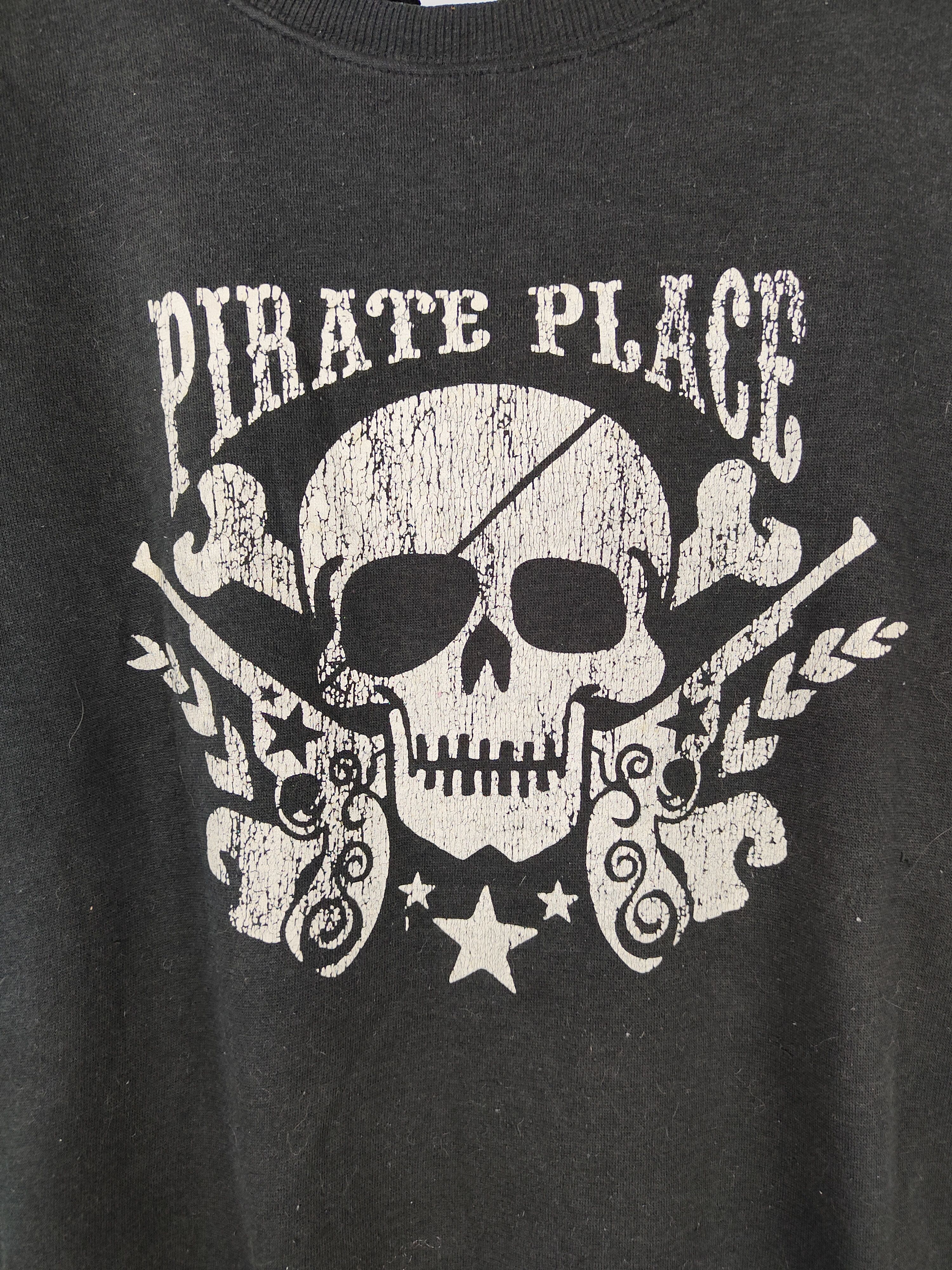 Japanese Brand Gold Experience pirate place skull Black Sweatshirt #S341 Size US M / EU 48-50 / 2 - 3 Thumbnail