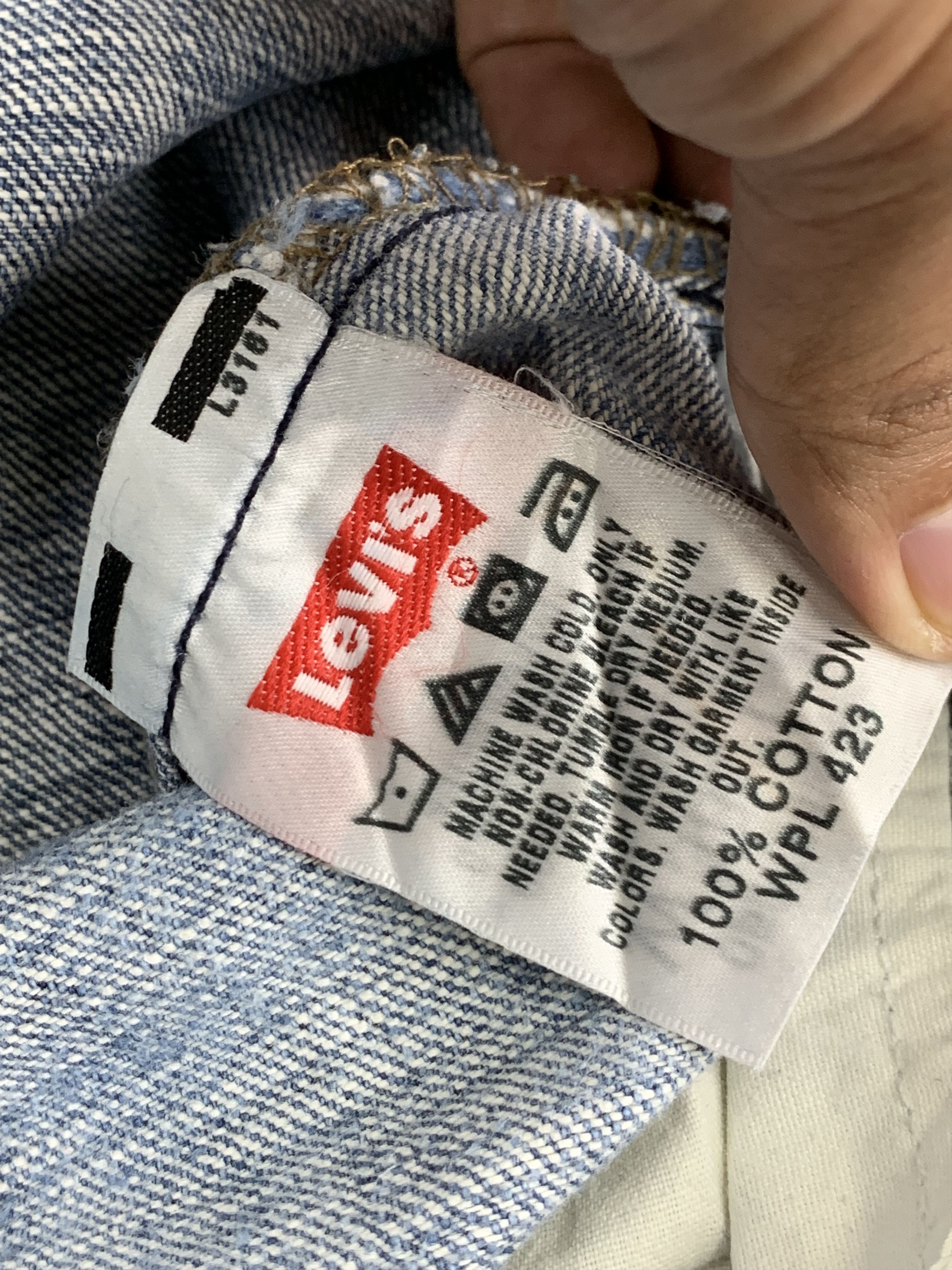 Vintage Levis 501 Light Wash Jeans DP1765