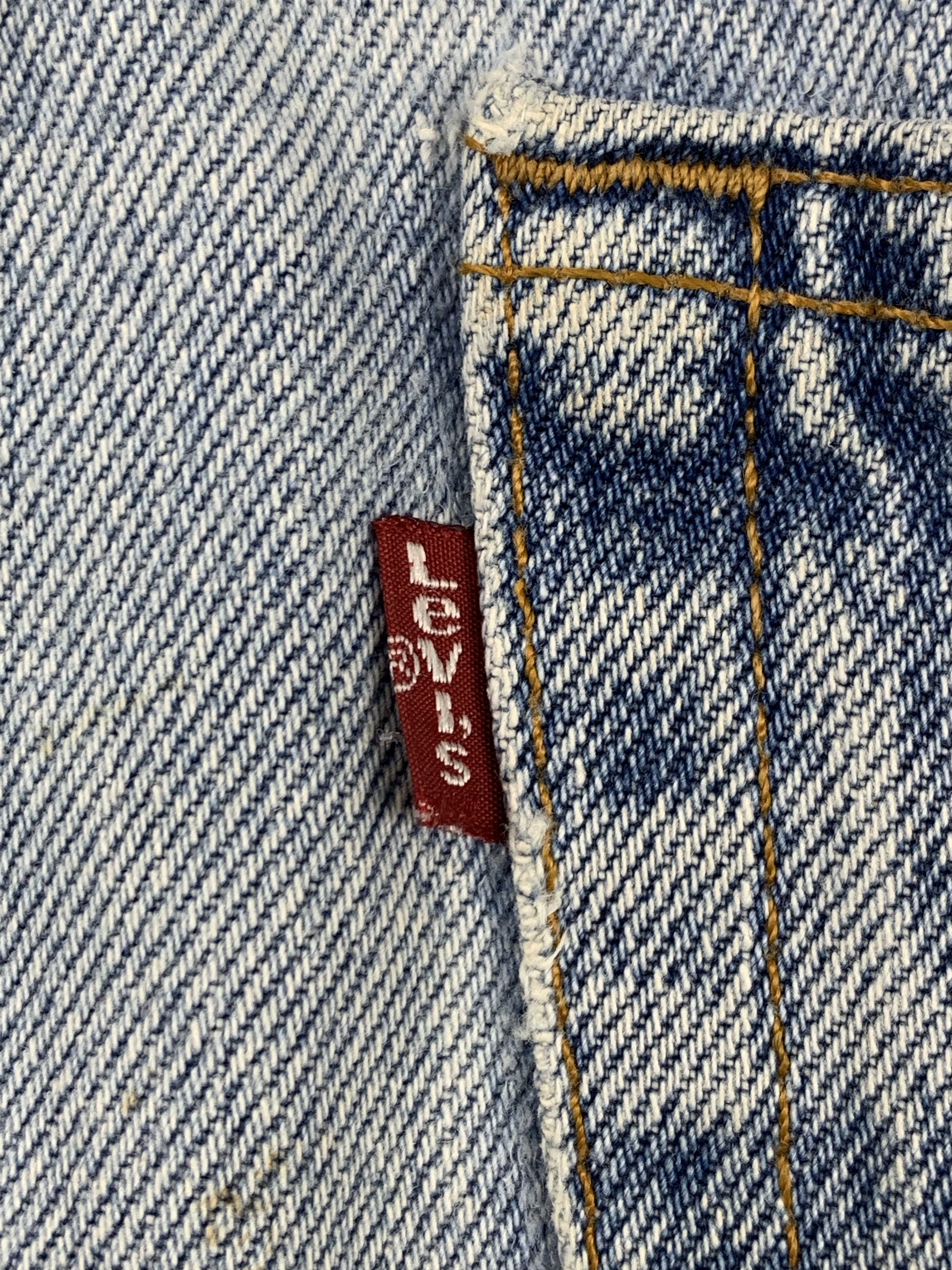 Levi's Vintage 90s Levis 550 Light Wash Jeans DP1779 Size US 36 / EU 52 - 6 Thumbnail