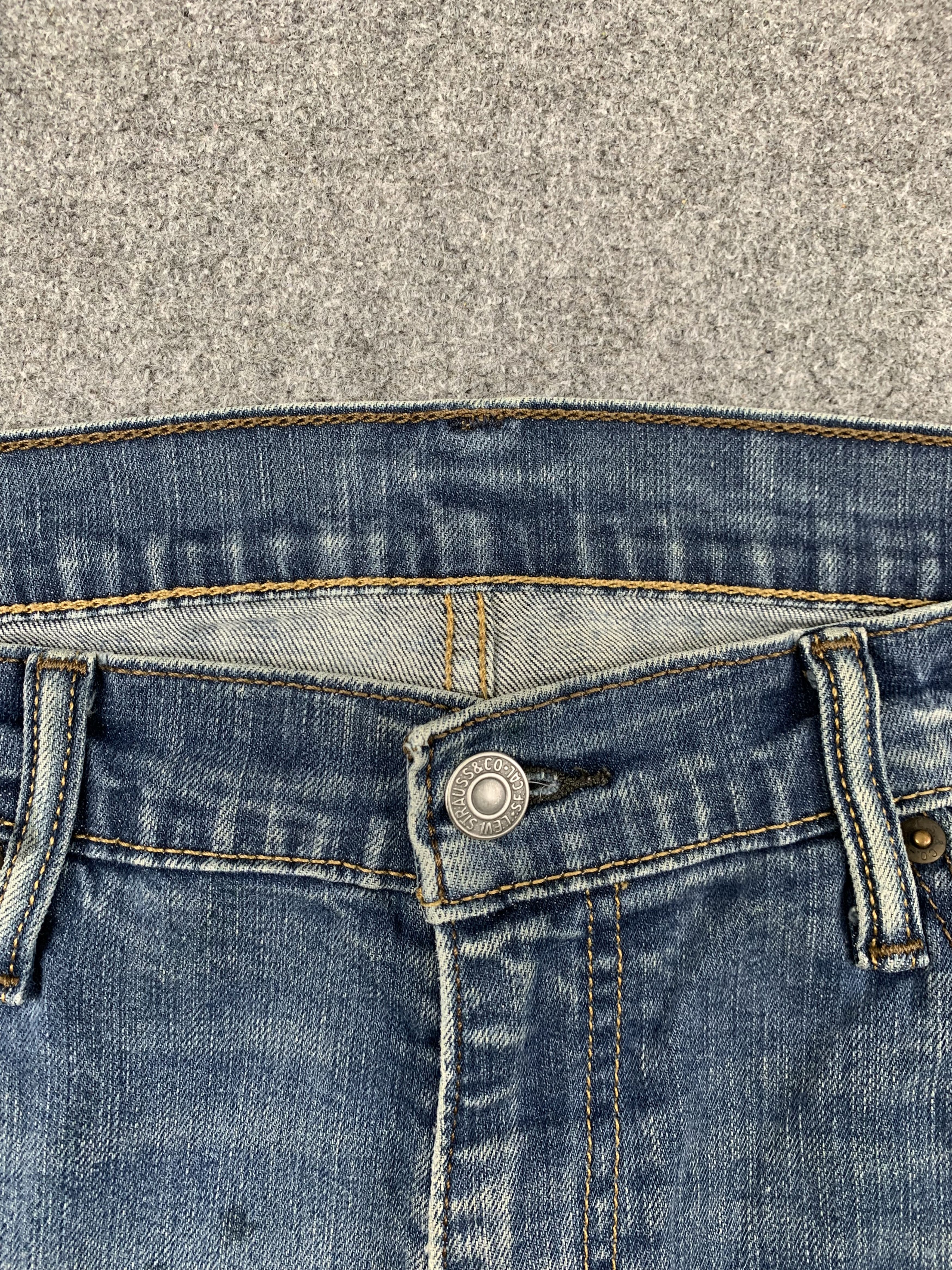 Levi's Vintage Levis Faded Blue Jeans DP1783 Size US 37 - 8 Thumbnail