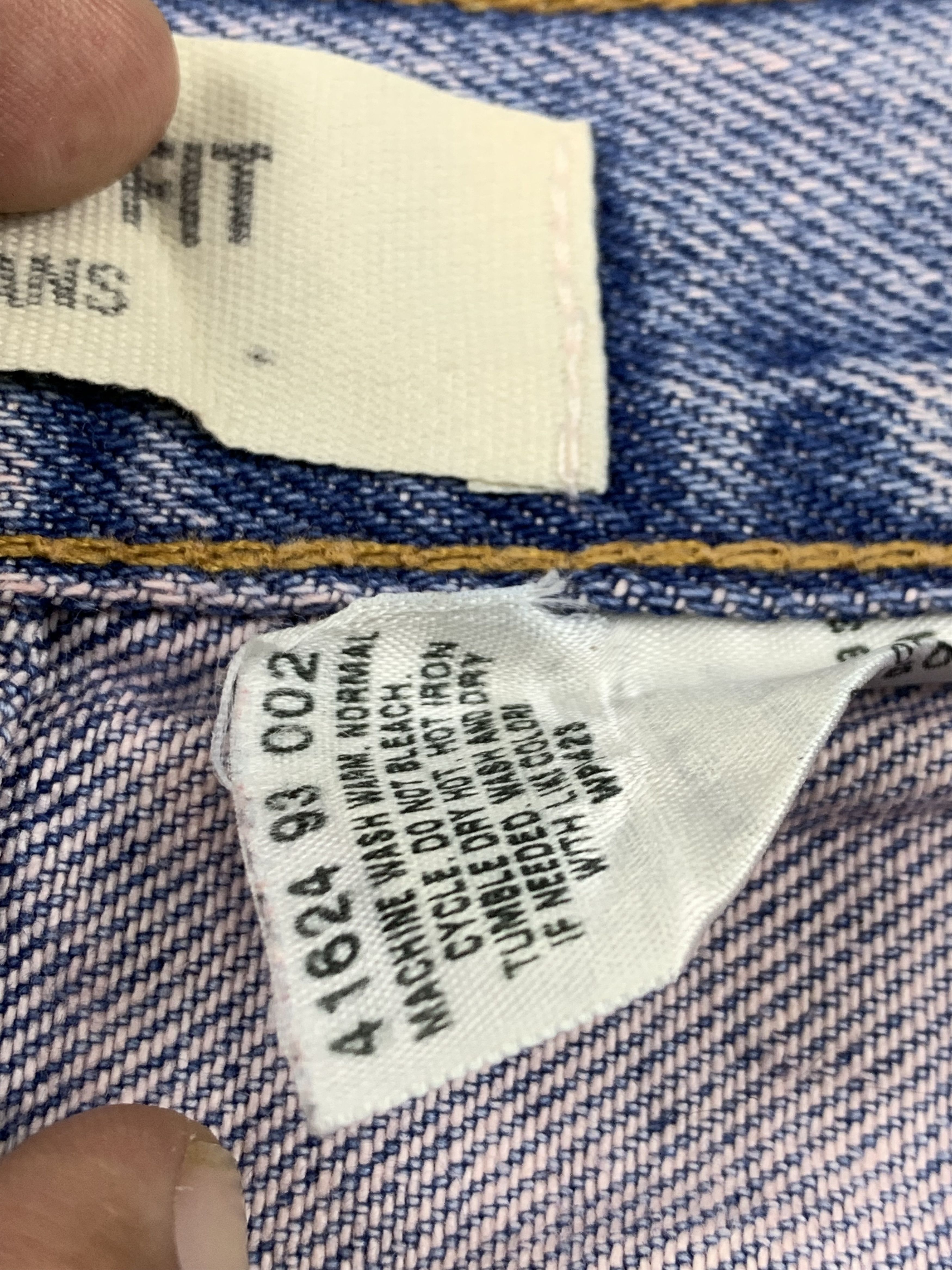 Levi's Vintage Levis Light Blue Jeans DP1784 Size US 35 - 8 Thumbnail
