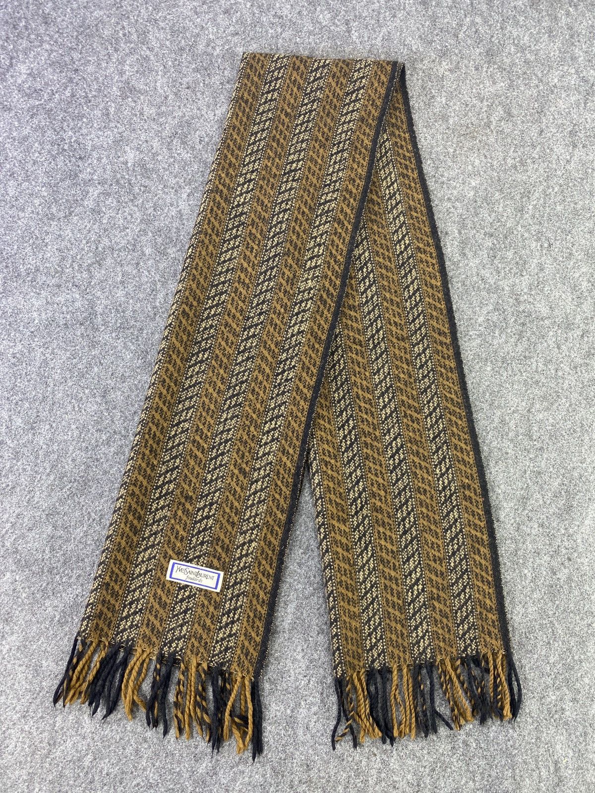 Designer YVES SAINT LAURENT Scarf/Muffler/neckwear-T240 Size ONE SIZE - 4 Thumbnail