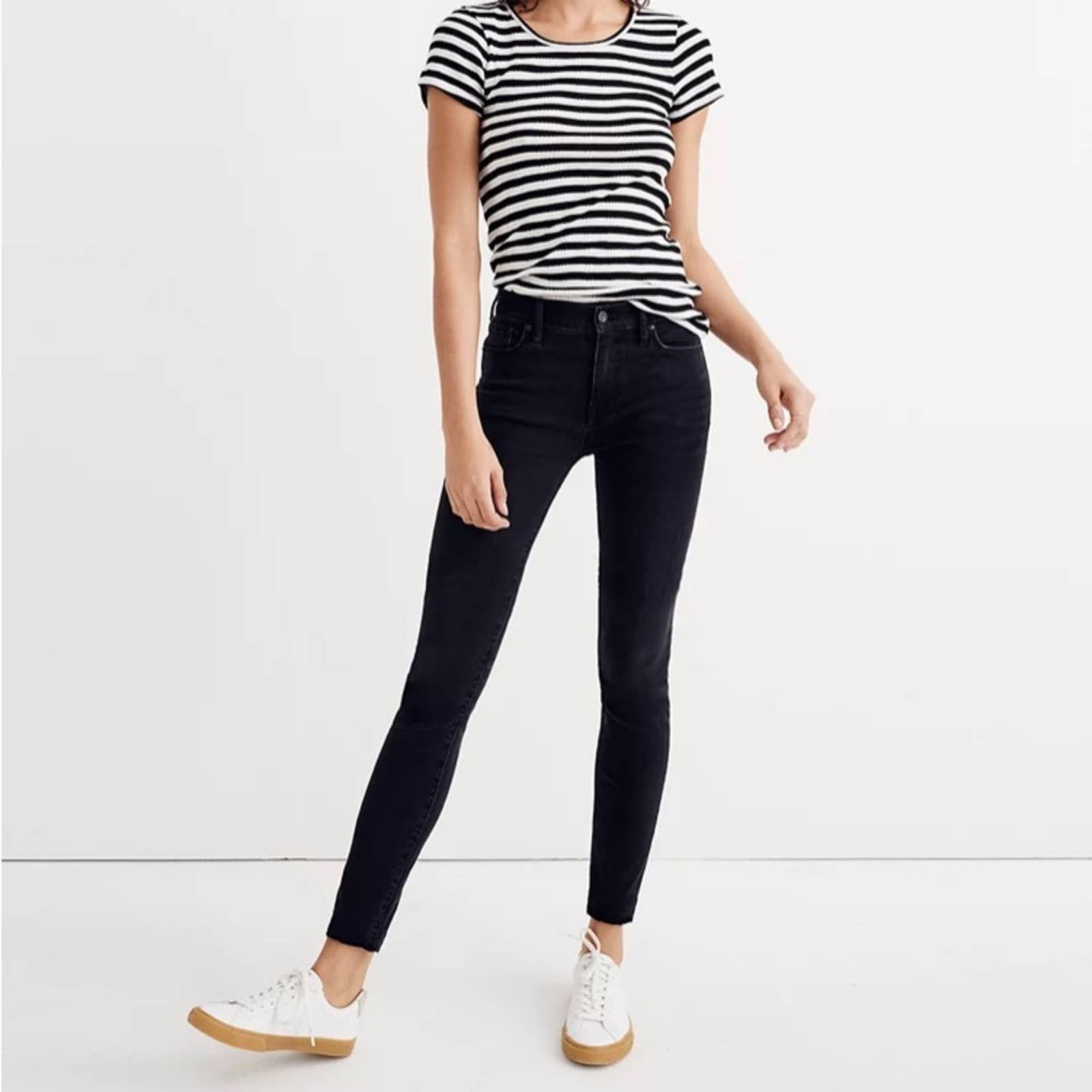 NWT Madewell Curvy High-Rise Skinny Jeans, offers Size 23P