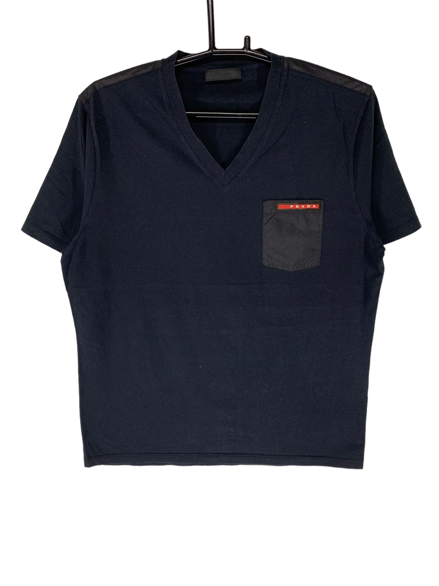 Designer × Prada Prada pocket logo tessuto Tshirt Size US L / EU 52-54 / 3 - 1 Thumbnail