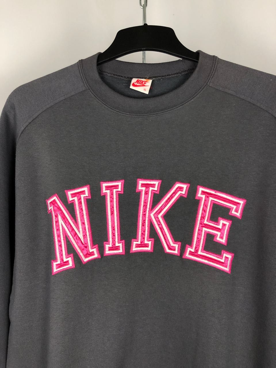 Nike Nike vintage big logo sweatshirt size XL Size US XL / EU 56 / 4 - 2 Thumbnail