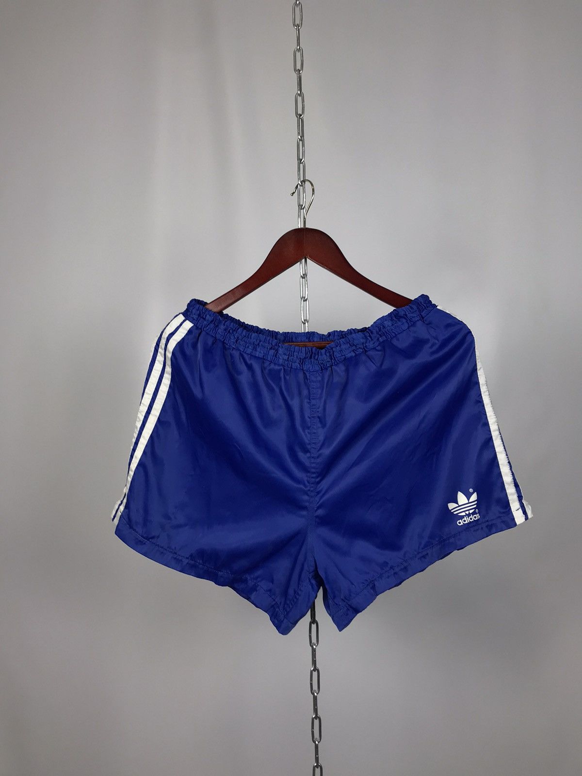 Adidas Adidas vintage rare streetwear shorts Size US 34 / EU 50 - 1 Thumbnail