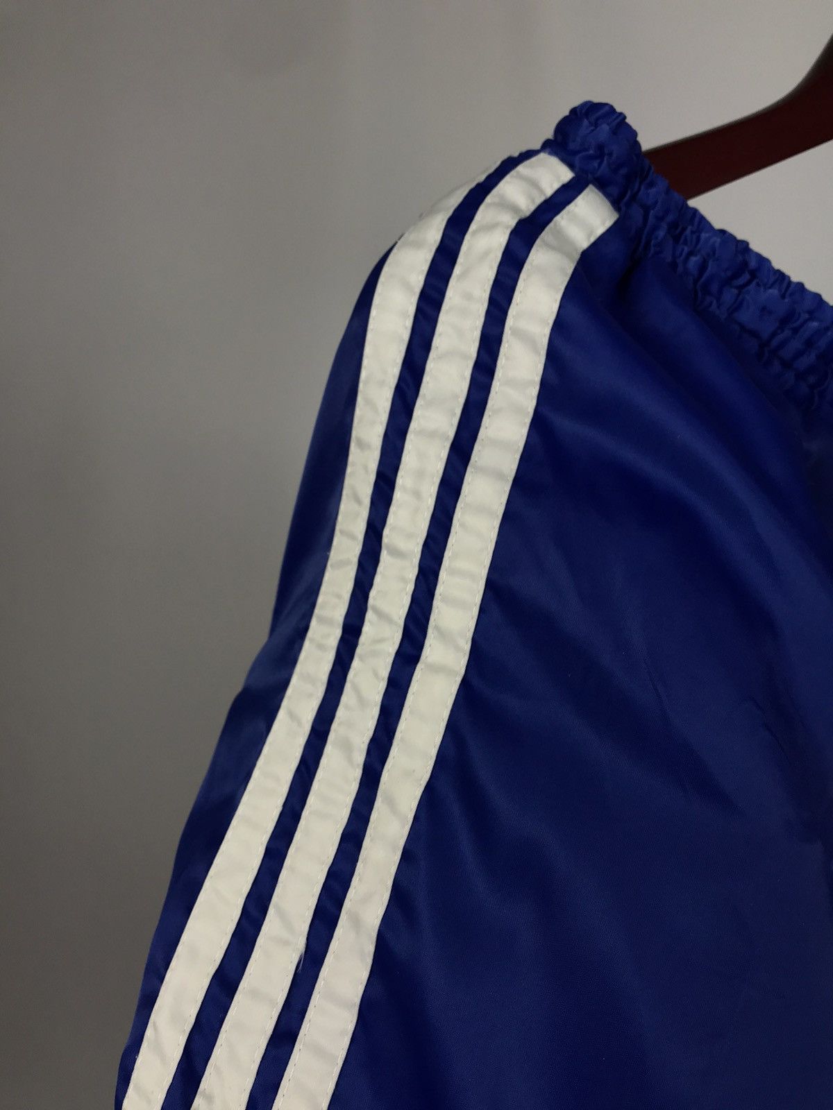 Adidas Adidas vintage rare streetwear shorts Size US 34 / EU 50 - 9 Thumbnail