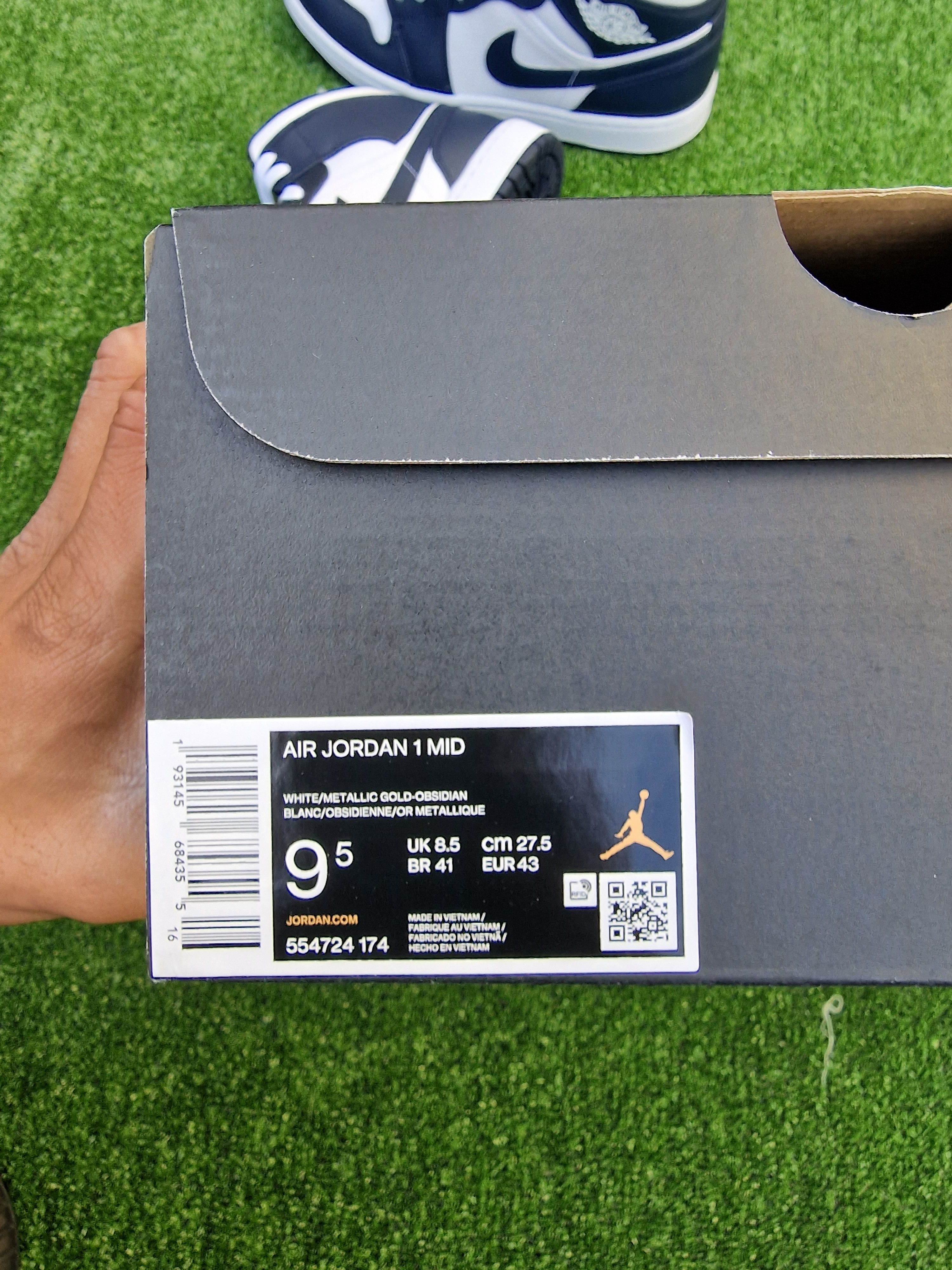 Air Jordan Mid Gold Obsidian UK US