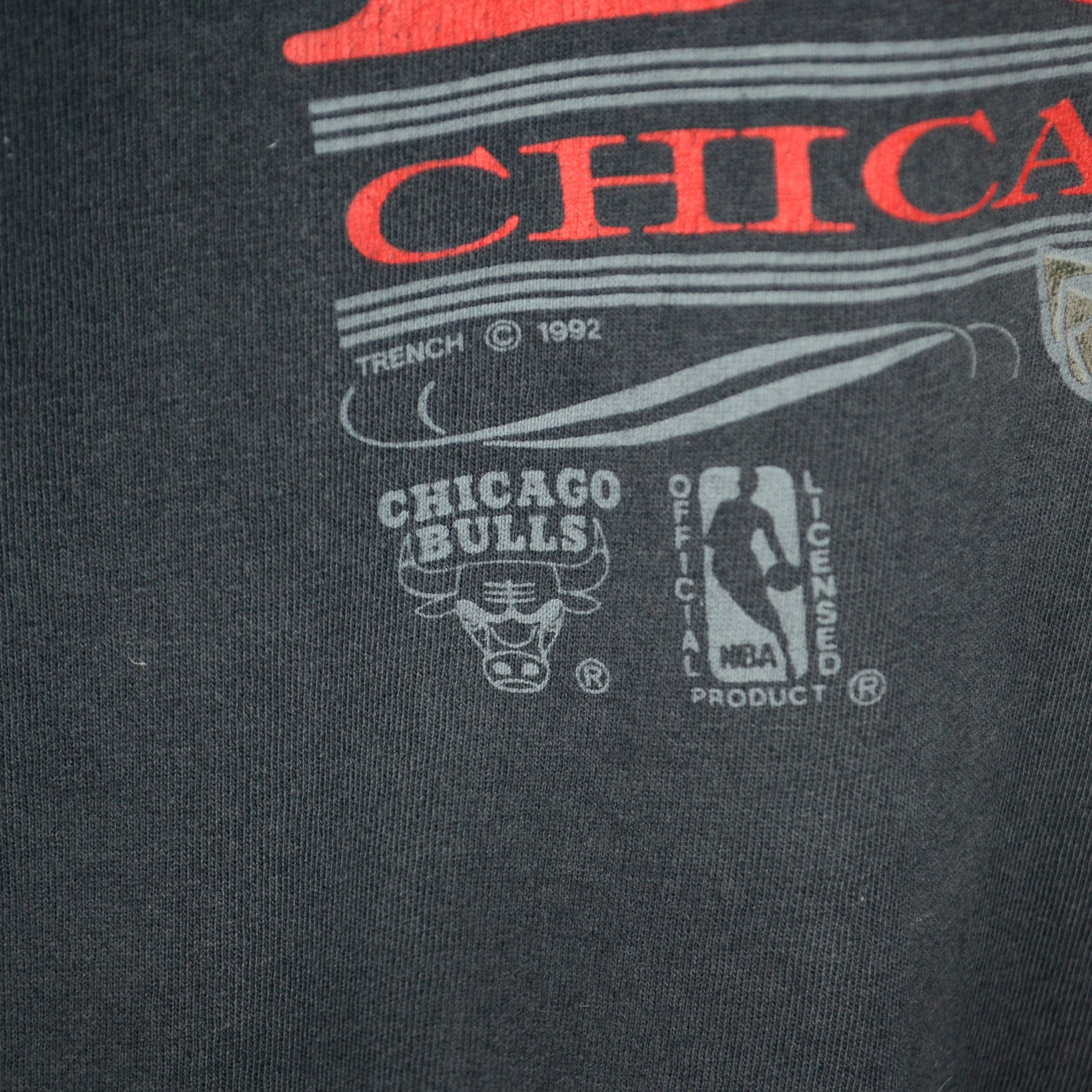NBA Vintage 90s Nba Chicago Bulls By Trench Faded Tees Size US XL / EU 56 / 4 - 6 Thumbnail
