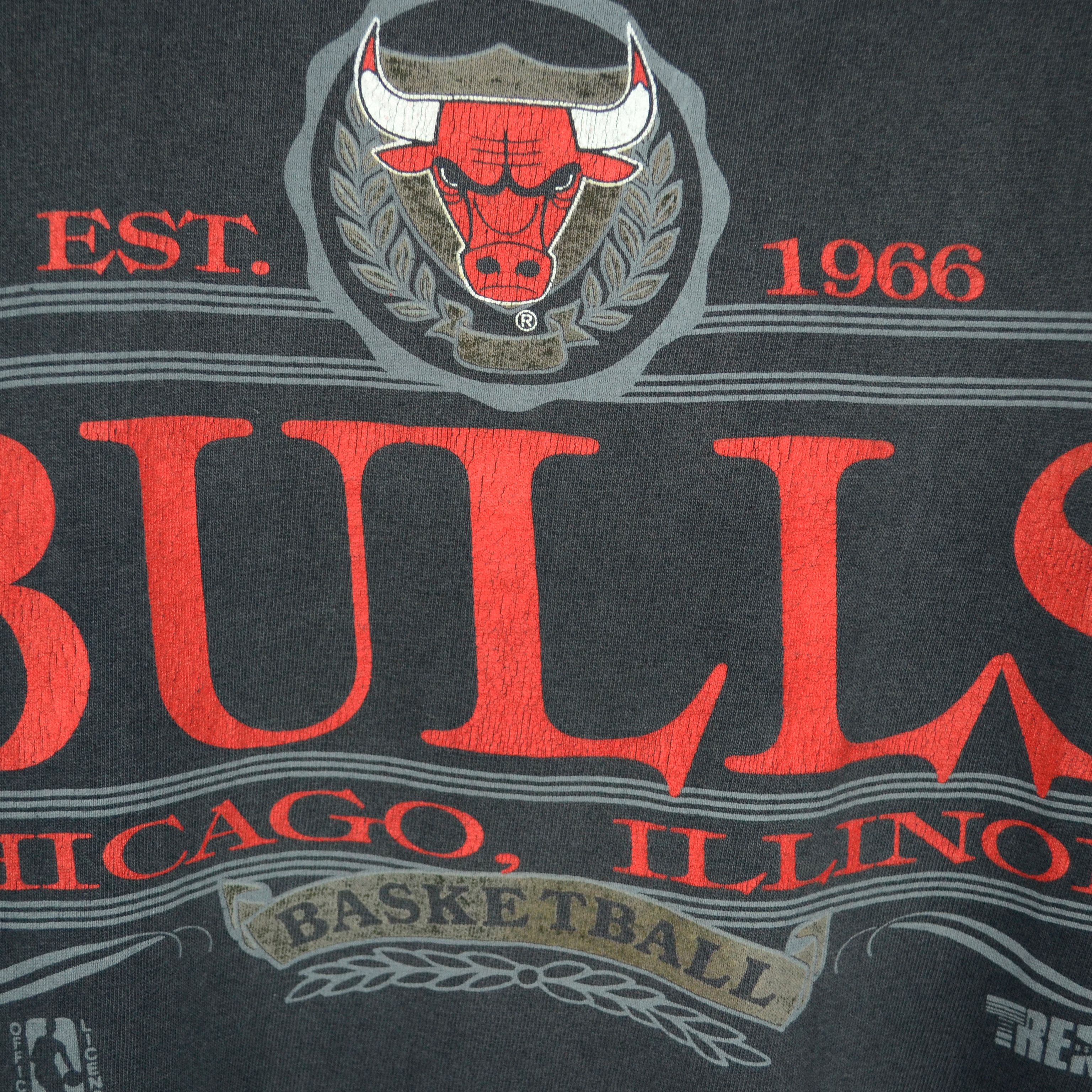 NBA Vintage 90s Nba Chicago Bulls By Trench Faded Tees Size US XL / EU 56 / 4 - 5 Thumbnail