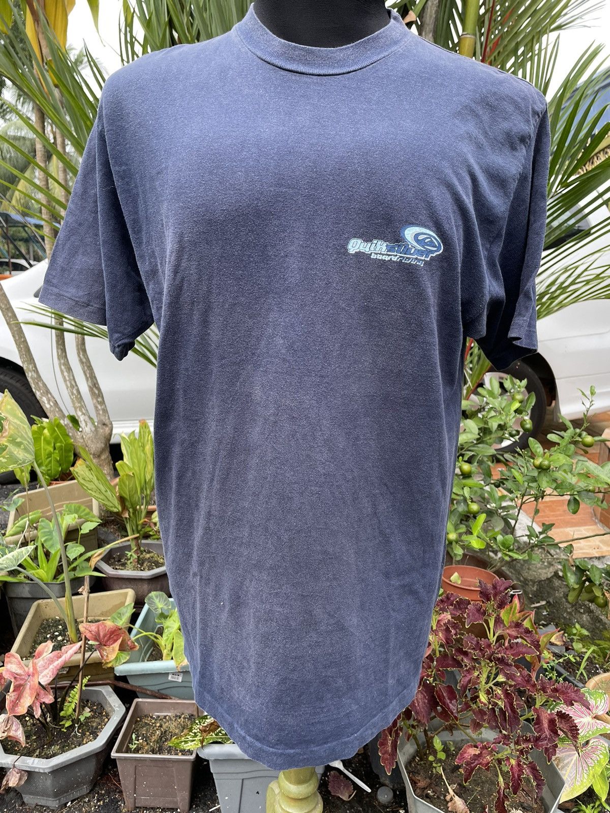 Vintage 90s Quiksilver Surfing Tshirt