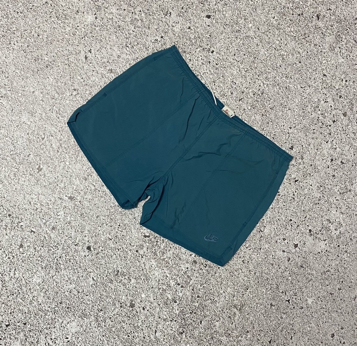 Nike × Vintage 🎾 Nike 80s/90s Tennis Vintage Shorts y2k cw21 Size US 34 / EU 50 - 1 Thumbnail