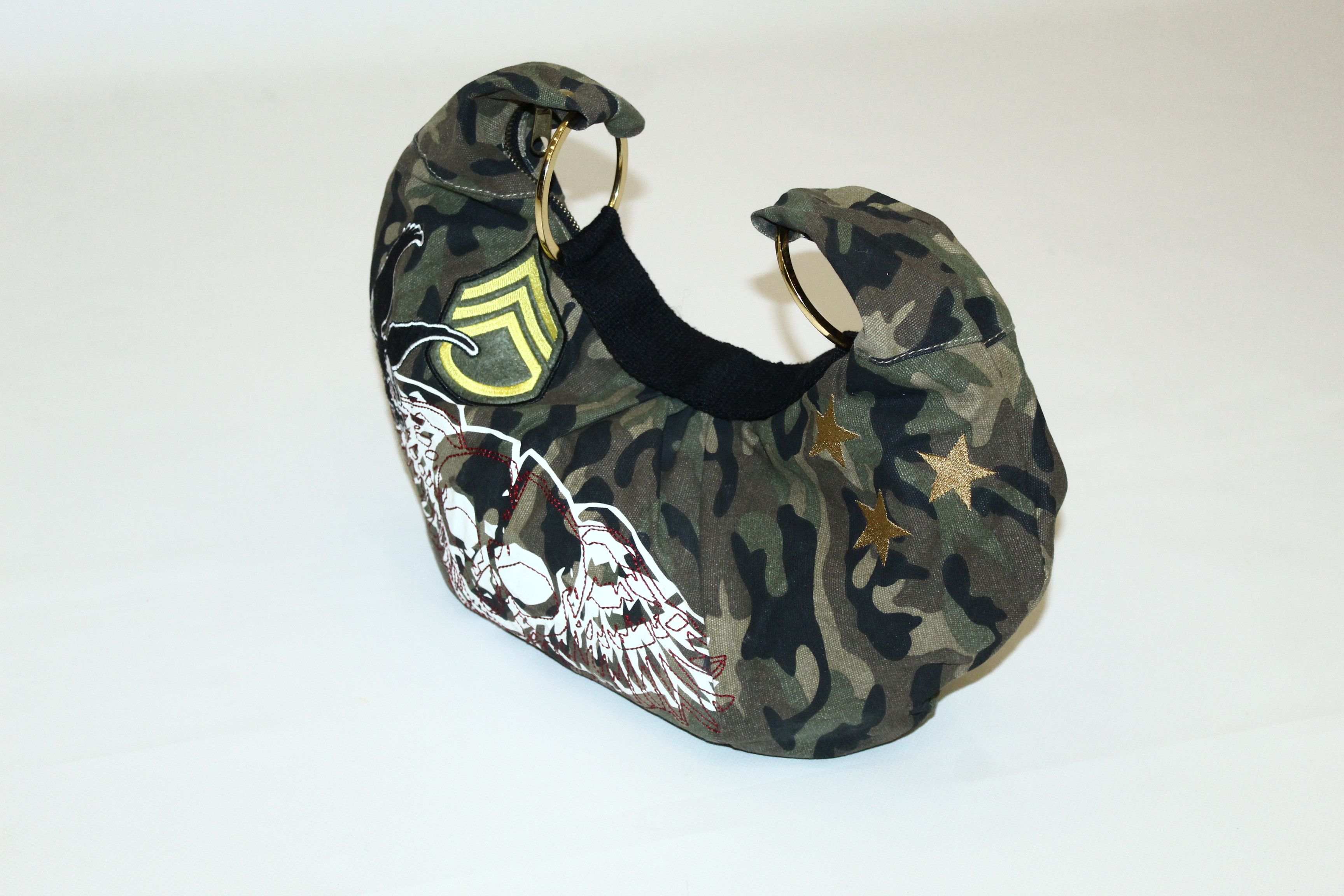 Beauty Beast 🔥 VTG 🔥 Concept design Military style baguette bag Size ONE SIZE - 3 Thumbnail