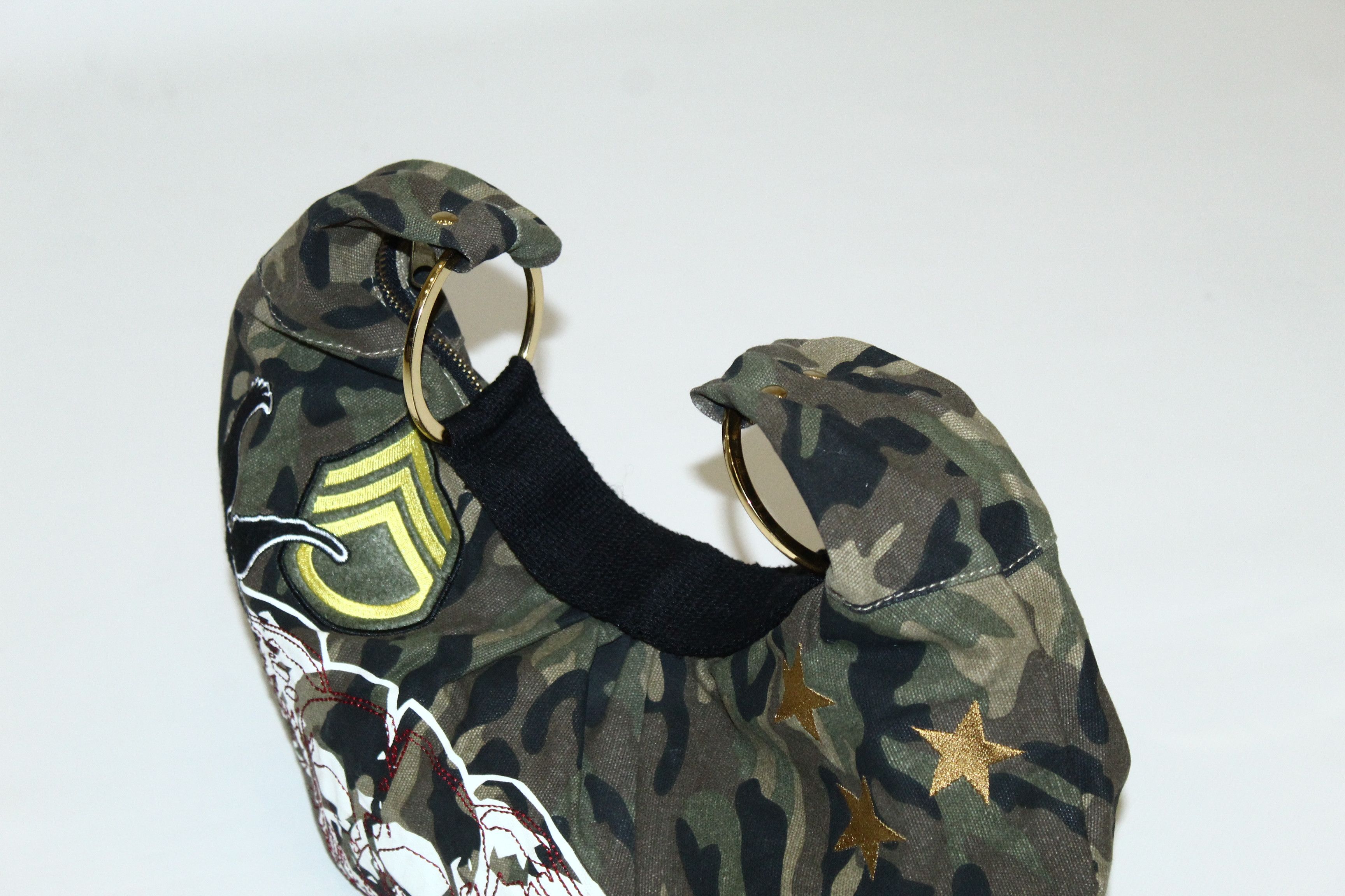 Beauty Beast 🔥 VTG 🔥 Concept design Military style baguette bag Size ONE SIZE - 4 Thumbnail