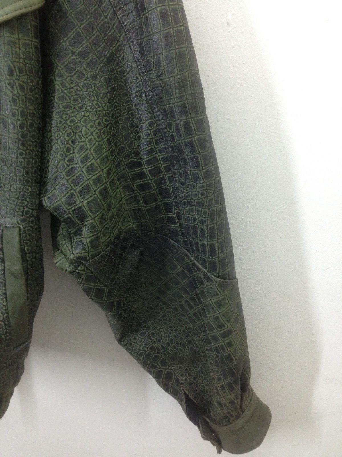 Genuine Leather × Seditionaries Genuine vintage Double Collar Crocodile Leather Punk Jacket Size US XL / EU 56 / 4 - 3 Thumbnail