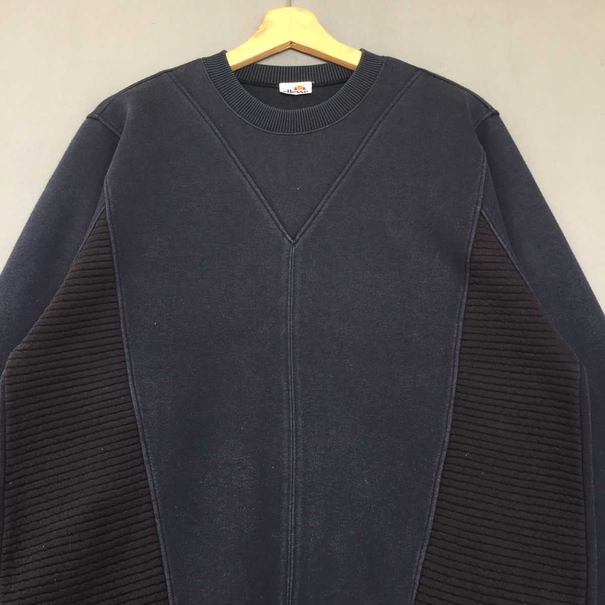 Ellesse × Vintage Vintage Ellesse Sweatshirt Small Logo Size US L / EU 52-54 / 3 - 2 Thumbnail