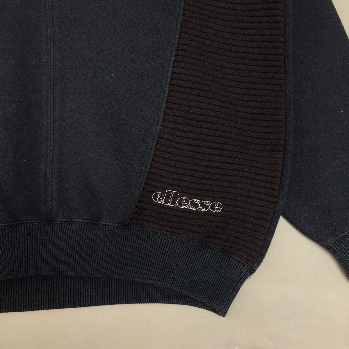 Ellesse × Vintage Vintage Ellesse Sweatshirt Small Logo Size US L / EU 52-54 / 3 - 4 Thumbnail