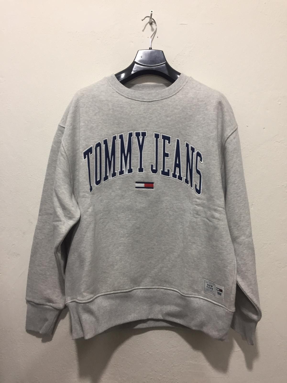 Tommy Jeans Tommy Grey Sweatshirt Size US L / EU 52-54 / 3 - 1 Thumbnail