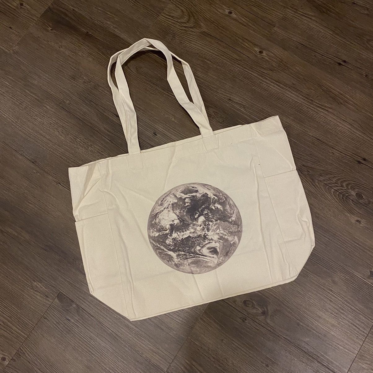 Supreme Custom The Weight Of The World Tote Bag Size ONE SIZE - 1 Thumbnail