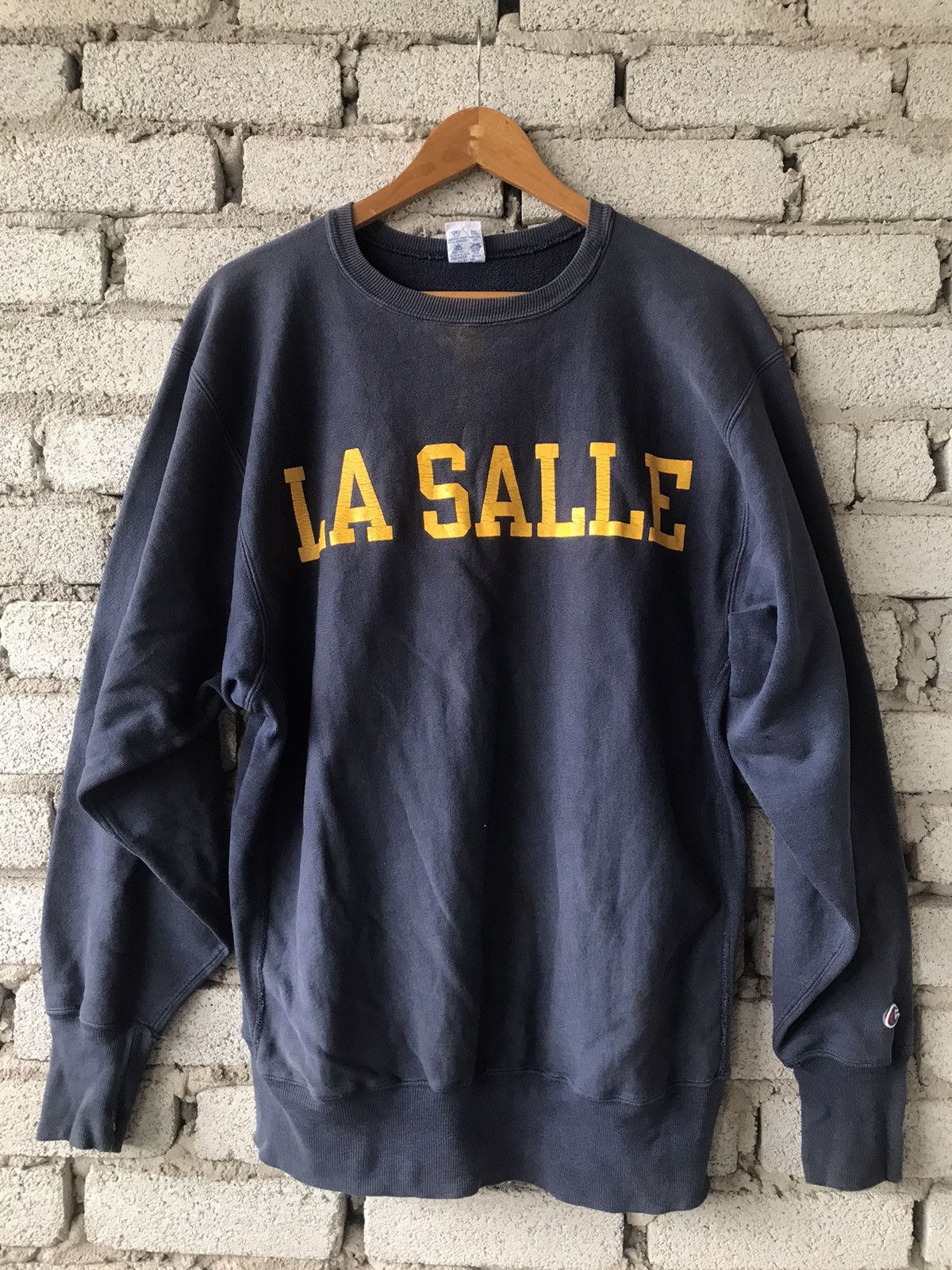 Vintage Vintage Champion Reverse Weave La Salle Size US M / EU 48-50 / 2 - 1 Thumbnail
