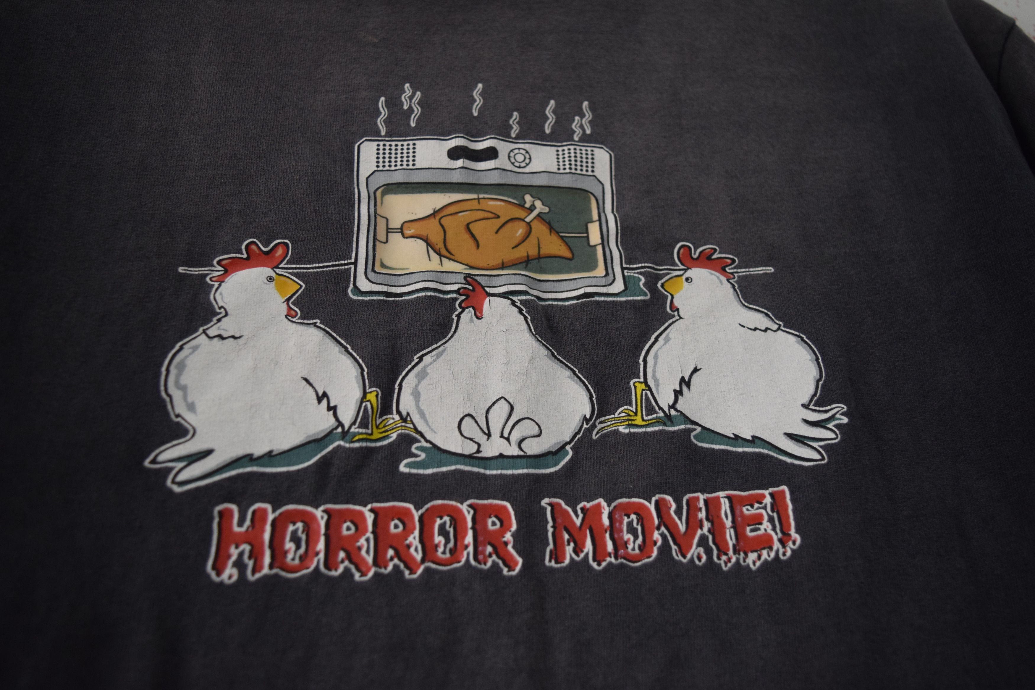 Vintage Vintage Horror Movie Chicken Funny Sarcastic T-shirt Size US M / EU 48-50 / 2 - 3 Thumbnail